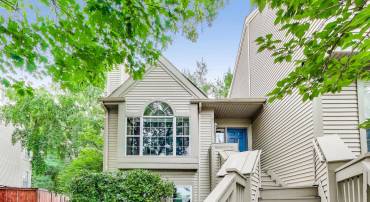 6147 STONEPATH CIR, CENTREVILLE, Virginia 20120, 4 Bedrooms Bedrooms, ,3 BathroomsBathrooms,Residential,For sale,6147 STONEPATH CIR,VAFX2255254 MLS # VAFX2255254