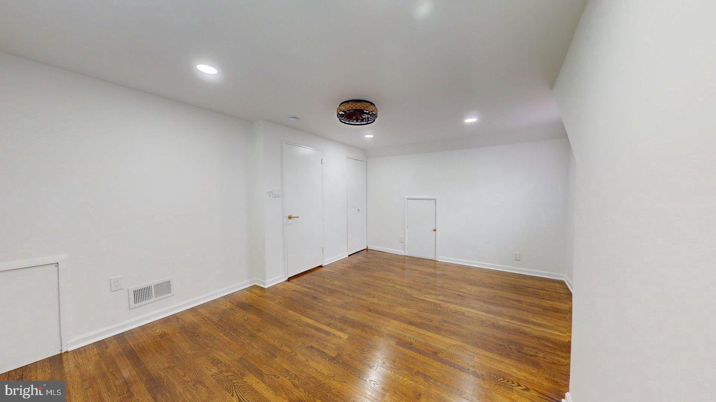 3931 TEDRICH BLVD, FAIRFAX, Virginia 22031, 5 Bedrooms Bedrooms, ,3 BathroomsBathrooms,Residential,For sale,3931 TEDRICH BLVD,VAFC2006612 MLS # VAFC2006612