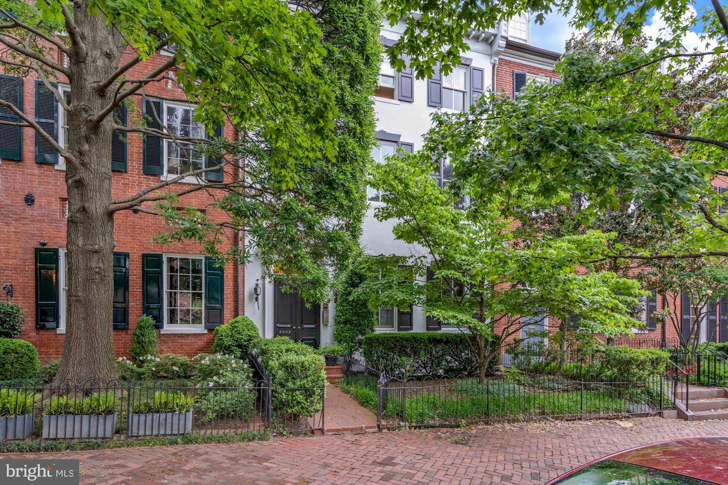 3333 N ST NW #7, WASHINGTON, District Of Columbia 20007, 2 Bedrooms Bedrooms, ,2 BathroomsBathrooms,Residential,For sale,3333 N ST NW #7,DCDC2210274 MLS # DCDC2210274