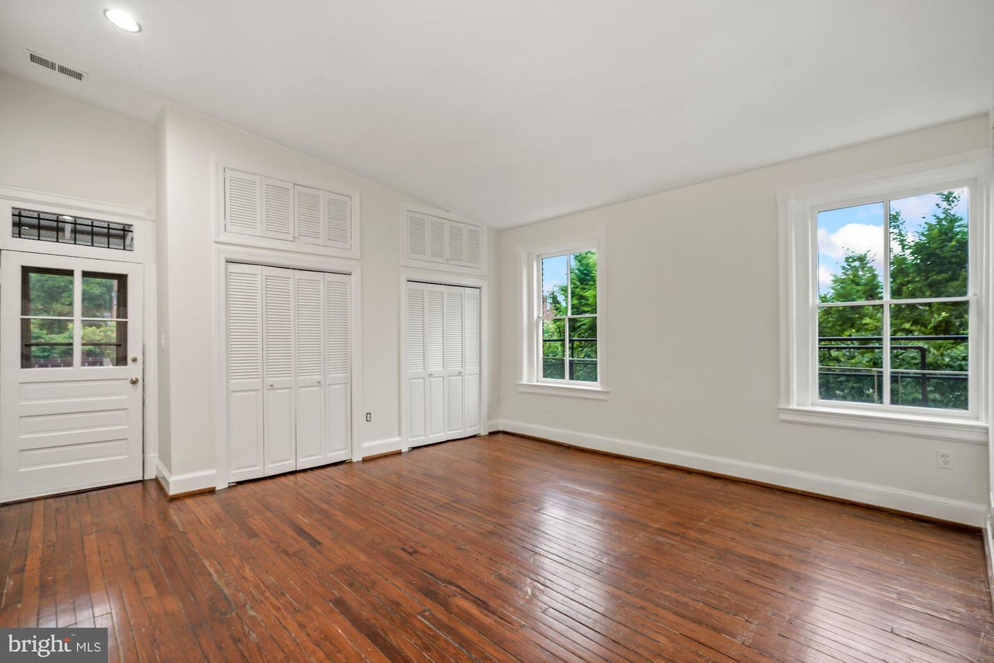 3333 N ST NW #7, WASHINGTON, District Of Columbia 20007, 2 Bedrooms Bedrooms, ,2 BathroomsBathrooms,Residential,For sale,3333 N ST NW #7,DCDC2210274 MLS # DCDC2210274