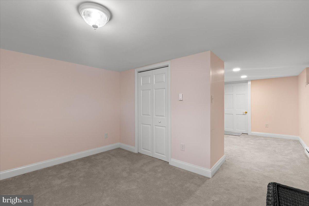 1500 AUGUSTINE AVE, FREDERICKSBURG, Virginia 22401, 5 Bedrooms Bedrooms, ,3 BathroomsBathrooms,Residential,For sale,1500 AUGUSTINE AVE,VAFB2008578 MLS # VAFB2008578