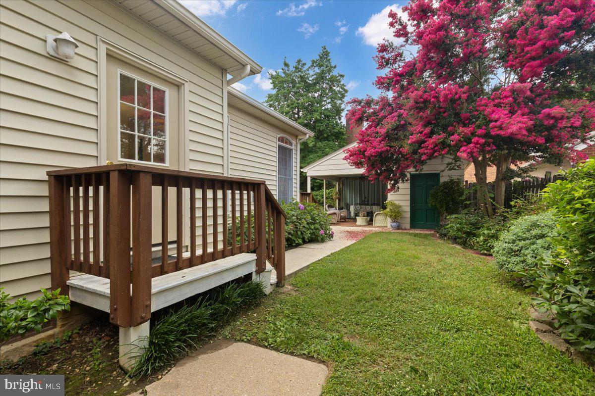 1500 AUGUSTINE AVE, FREDERICKSBURG, Virginia 22401, 5 Bedrooms Bedrooms, ,3 BathroomsBathrooms,Residential,For sale,1500 AUGUSTINE AVE,VAFB2008578 MLS # VAFB2008578