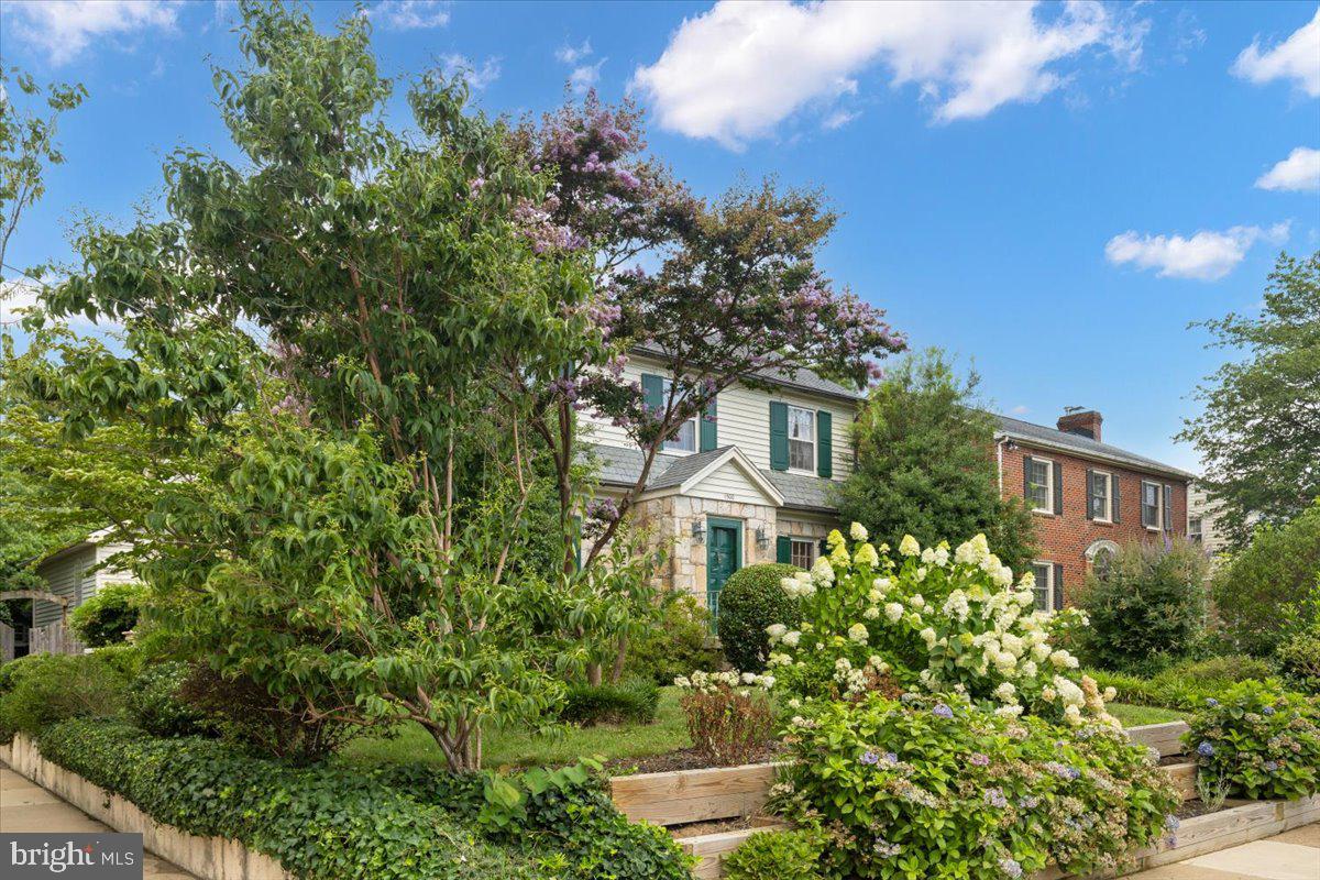 1500 AUGUSTINE AVE, FREDERICKSBURG, Virginia 22401, 5 Bedrooms Bedrooms, ,3 BathroomsBathrooms,Residential,For sale,1500 AUGUSTINE AVE,VAFB2008578 MLS # VAFB2008578