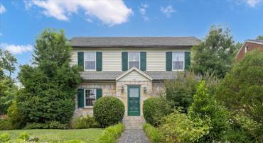 1500 AUGUSTINE AVE, FREDERICKSBURG, Virginia 22401, 5 Bedrooms Bedrooms, ,3 BathroomsBathrooms,Residential,For sale,1500 AUGUSTINE AVE,VAFB2008578 MLS # VAFB2008578