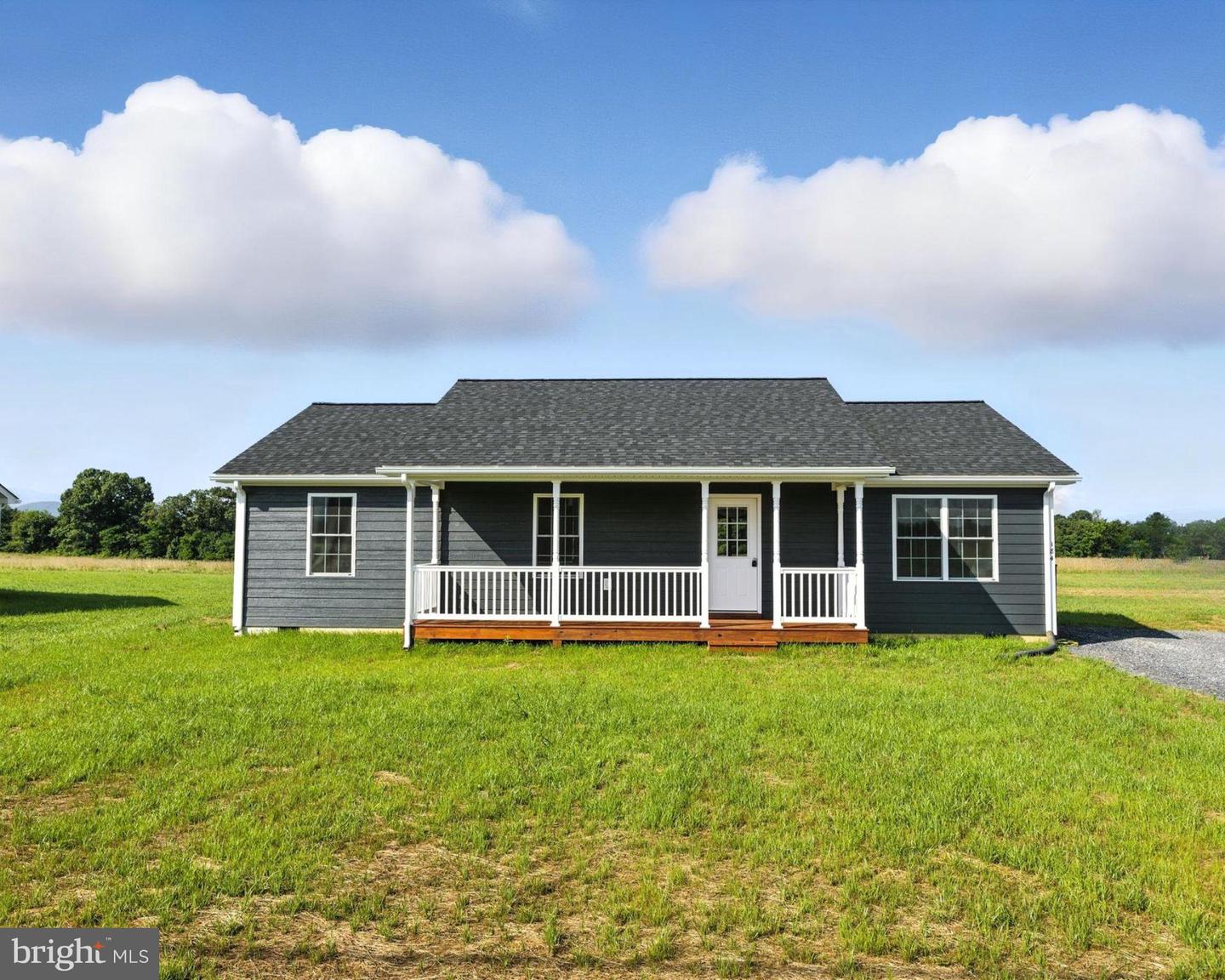 184 RESERVOIR AVE, LURAY, Virginia 22835, 3 Bedrooms Bedrooms, ,2 BathroomsBathrooms,Residential,For sale,184 RESERVOIR AVE,VAPA2005128 MLS # VAPA2005128