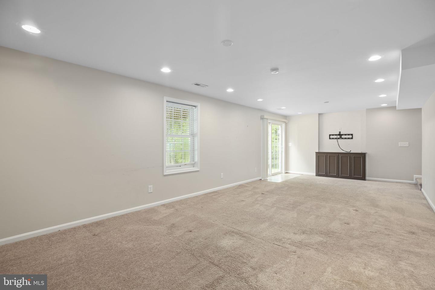 8280 MAMIES PL, KING GEORGE, Virginia 22485, 4 Bedrooms Bedrooms, ,3 BathroomsBathrooms,Residential,For sale,8280 MAMIES PL,VAKG2006716 MLS # VAKG2006716