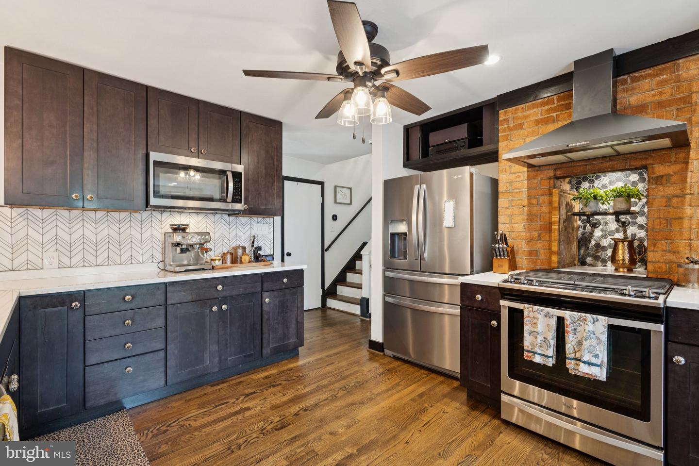 7810 MIDDAY LN, ALEXANDRIA, Virginia 22306, 4 Bedrooms Bedrooms, ,3 BathroomsBathrooms,Residential,For sale,7810 MIDDAY LN,VAFX2255588 MLS # VAFX2255588