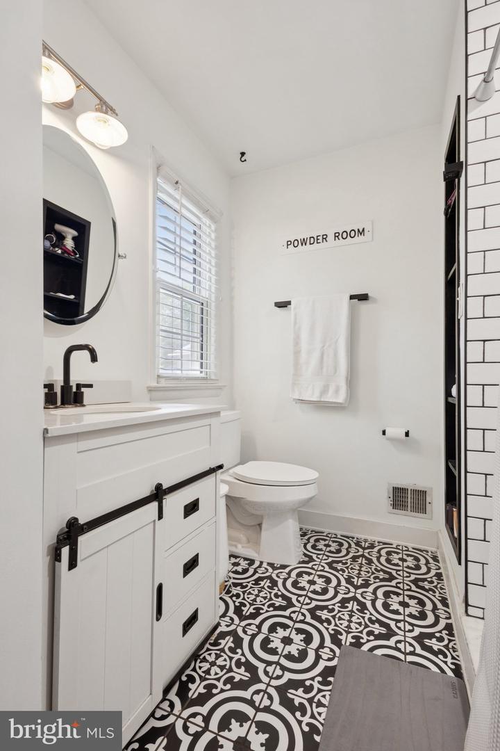 7810 MIDDAY LN, ALEXANDRIA, Virginia 22306, 4 Bedrooms Bedrooms, ,3 BathroomsBathrooms,Residential,For sale,7810 MIDDAY LN,VAFX2255588 MLS # VAFX2255588