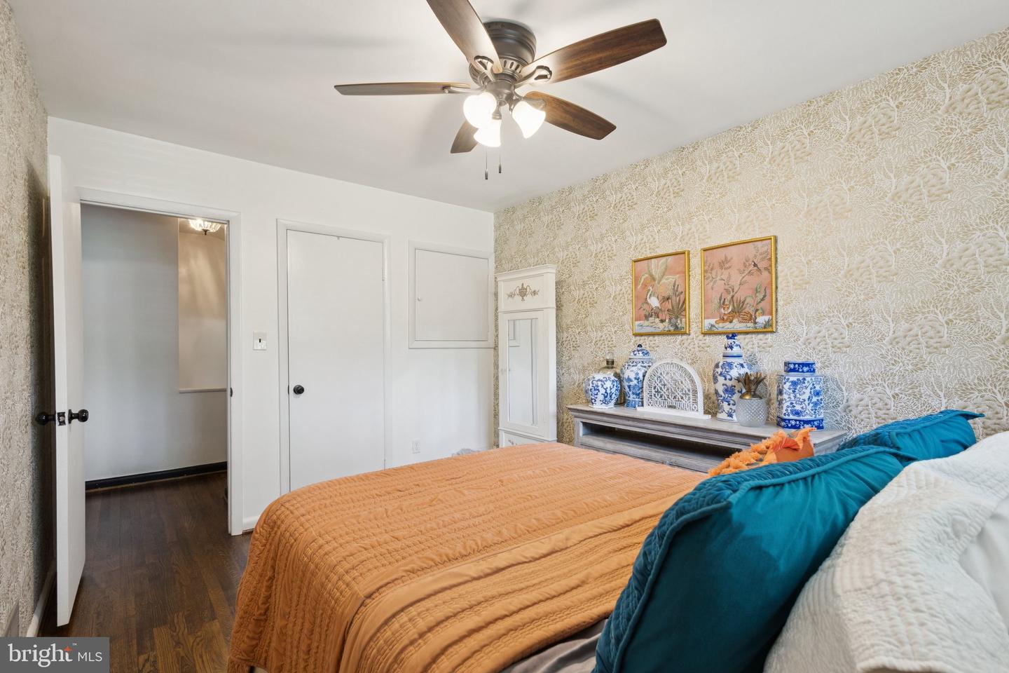 7810 MIDDAY LN, ALEXANDRIA, Virginia 22306, 4 Bedrooms Bedrooms, ,3 BathroomsBathrooms,Residential,For sale,7810 MIDDAY LN,VAFX2255588 MLS # VAFX2255588