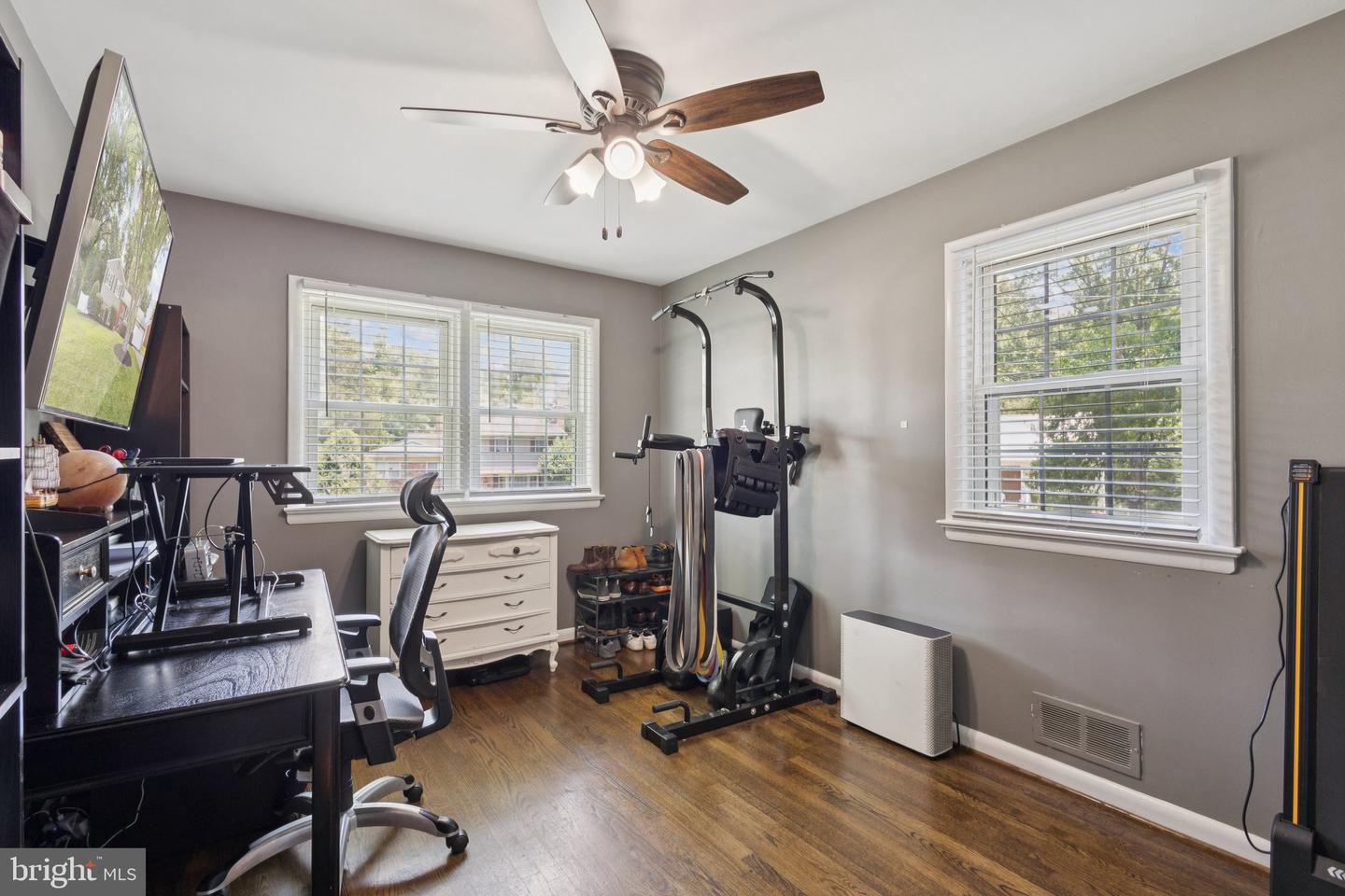 7810 MIDDAY LN, ALEXANDRIA, Virginia 22306, 4 Bedrooms Bedrooms, ,3 BathroomsBathrooms,Residential,For sale,7810 MIDDAY LN,VAFX2255588 MLS # VAFX2255588