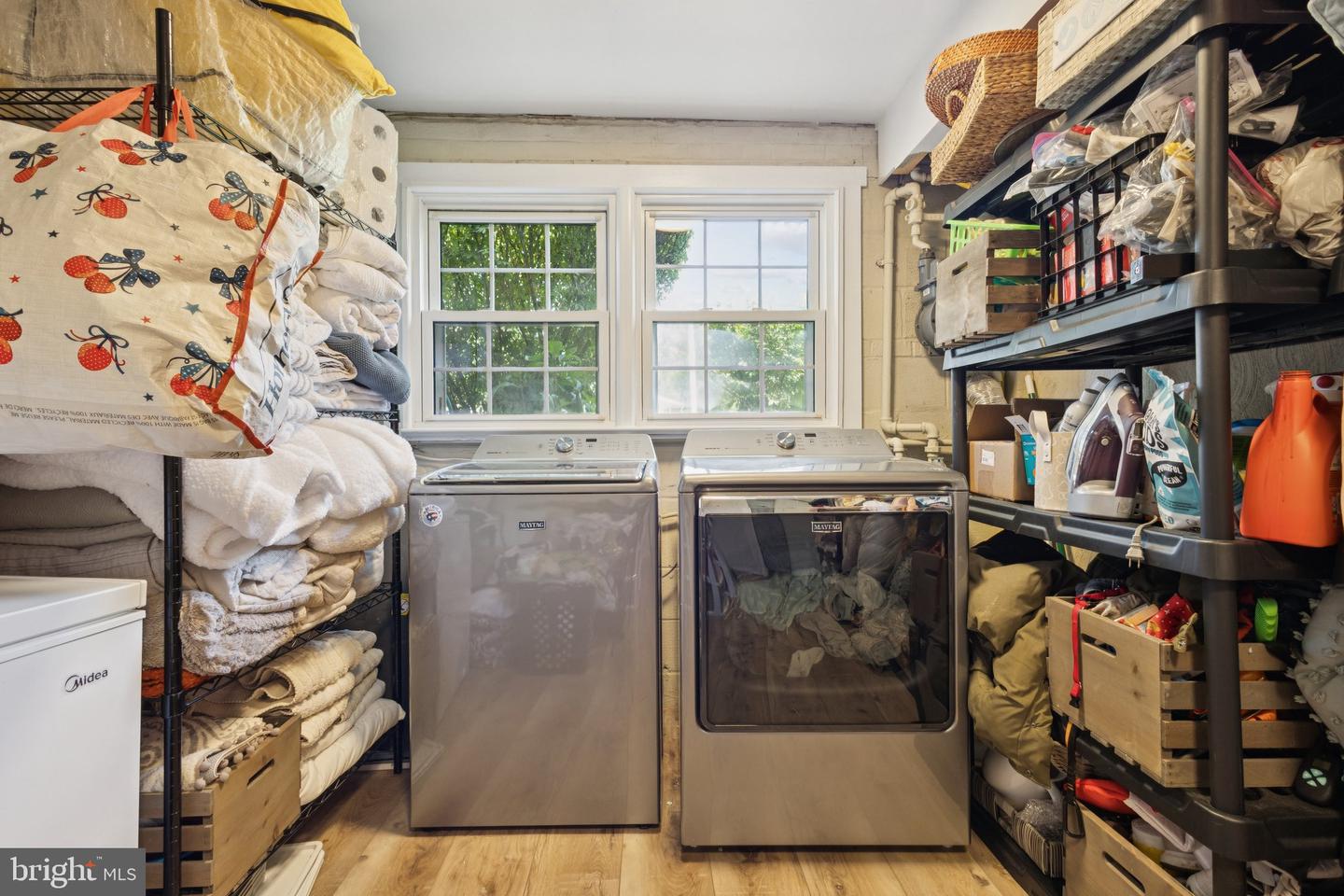 7810 MIDDAY LN, ALEXANDRIA, Virginia 22306, 4 Bedrooms Bedrooms, ,3 BathroomsBathrooms,Residential,For sale,7810 MIDDAY LN,VAFX2255588 MLS # VAFX2255588