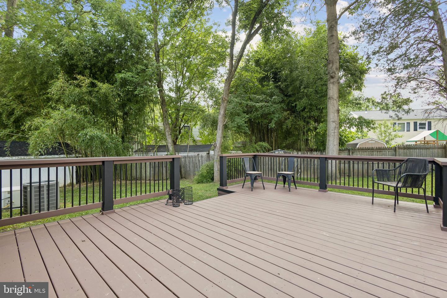 7810 MIDDAY LN, ALEXANDRIA, Virginia 22306, 4 Bedrooms Bedrooms, ,3 BathroomsBathrooms,Residential,For sale,7810 MIDDAY LN,VAFX2255588 MLS # VAFX2255588