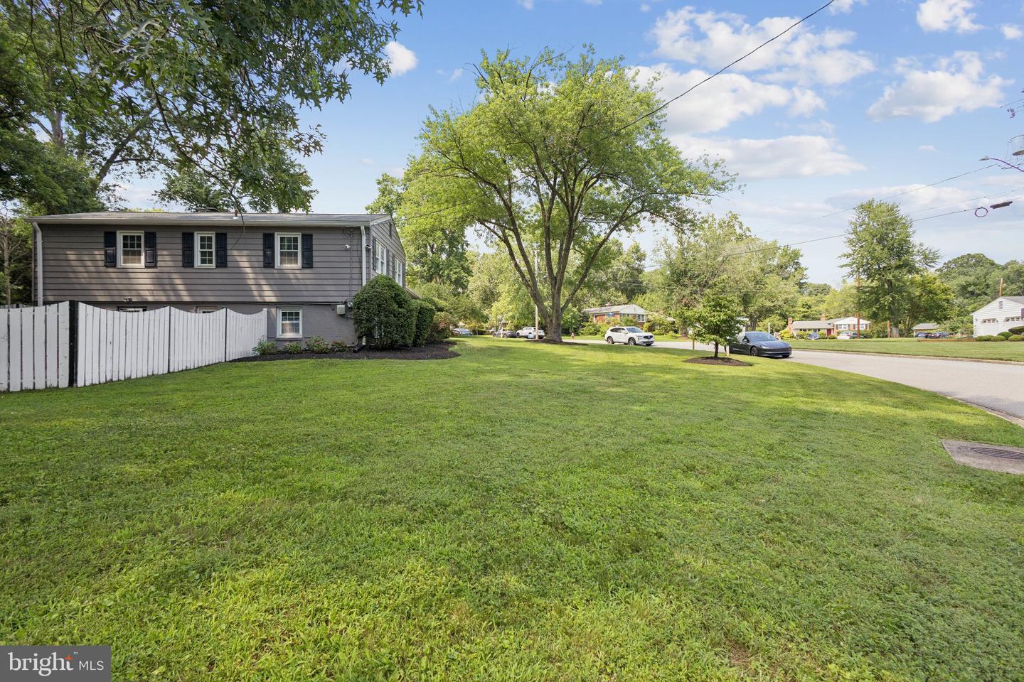 7810 MIDDAY LN, ALEXANDRIA, Virginia 22306, 4 Bedrooms Bedrooms, ,3 BathroomsBathrooms,Residential,For sale,7810 MIDDAY LN,VAFX2255588 MLS # VAFX2255588