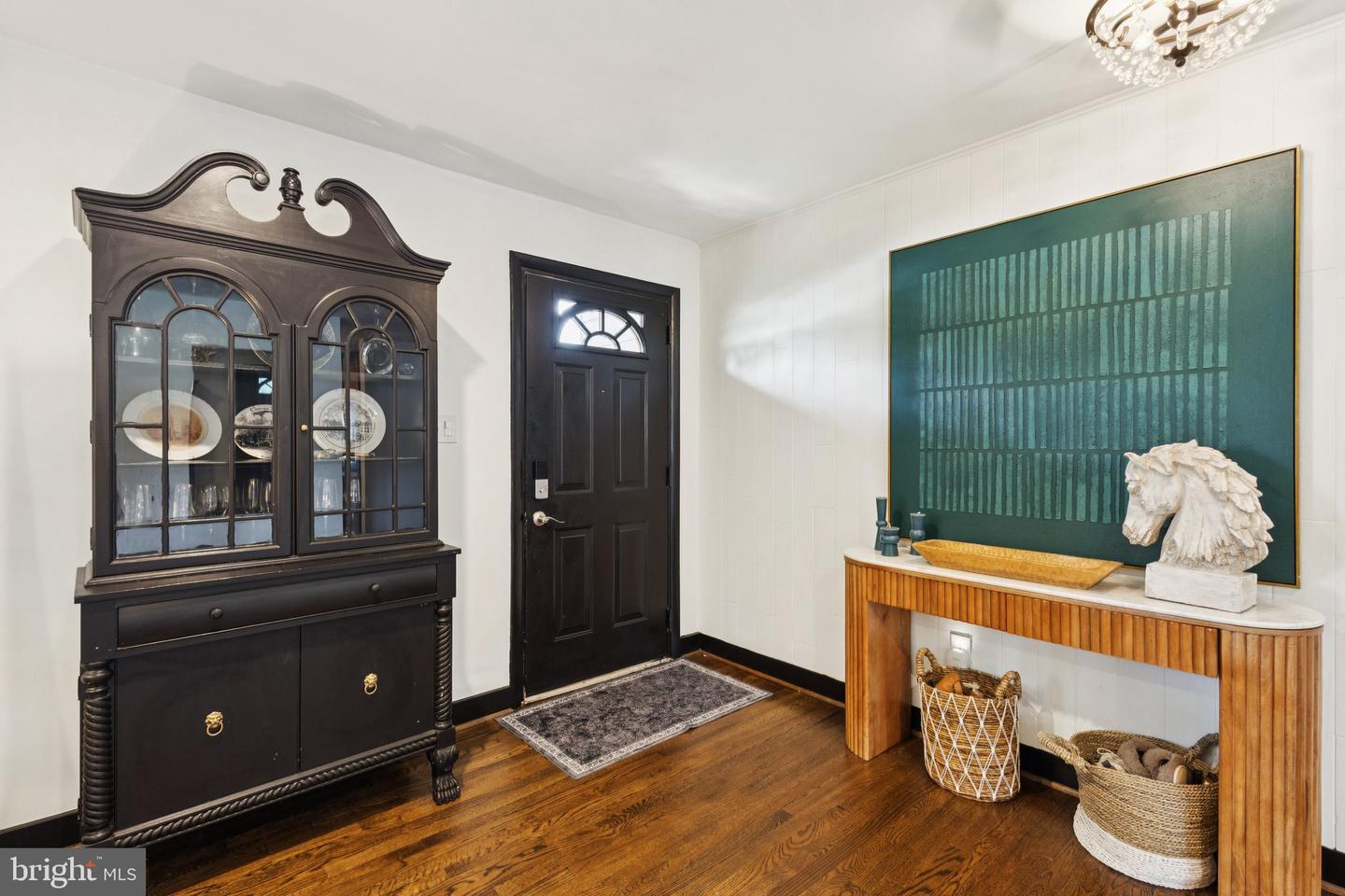 7810 MIDDAY LN, ALEXANDRIA, Virginia 22306, 4 Bedrooms Bedrooms, ,3 BathroomsBathrooms,Residential,For sale,7810 MIDDAY LN,VAFX2255588 MLS # VAFX2255588