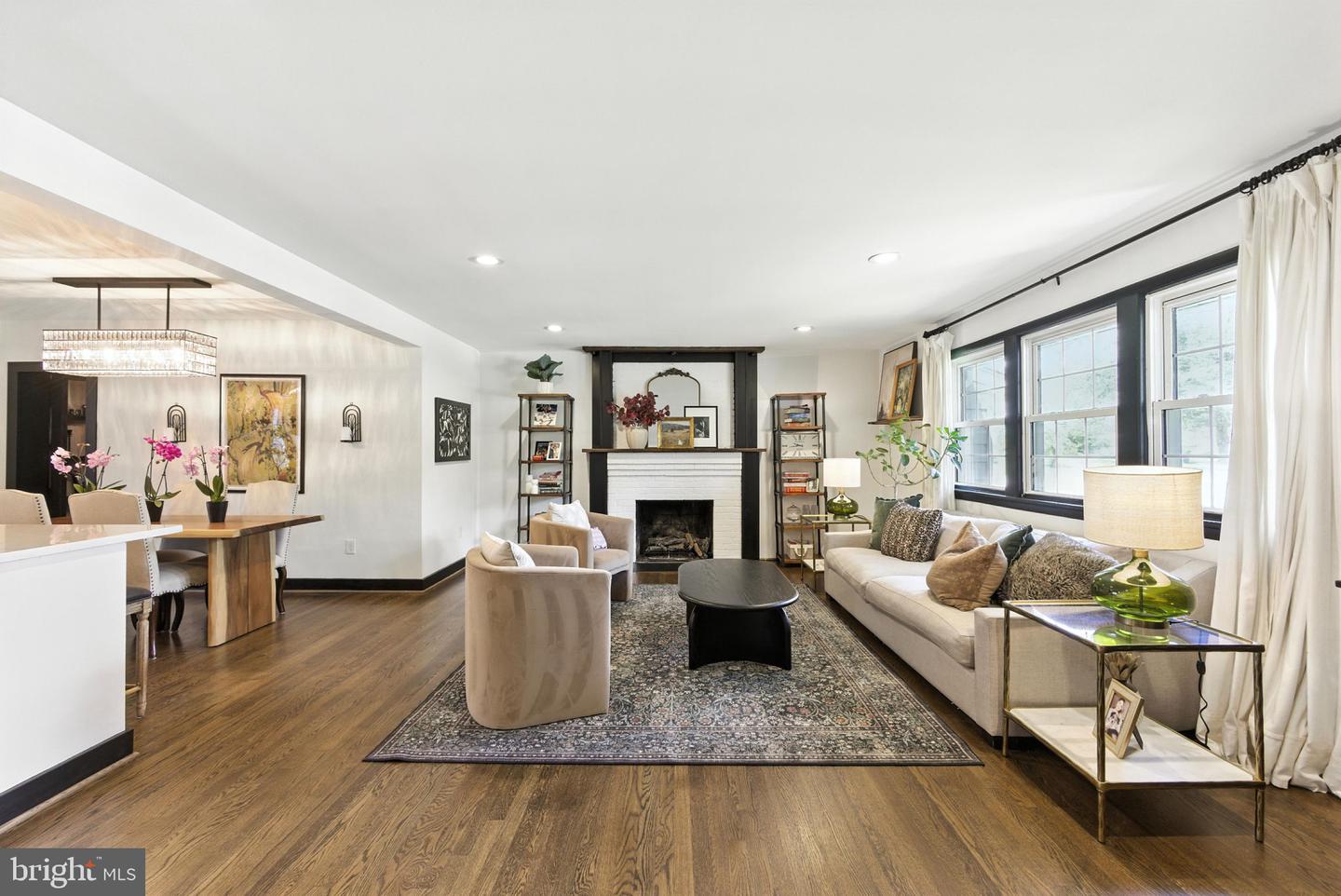 7810 MIDDAY LN, ALEXANDRIA, Virginia 22306, 4 Bedrooms Bedrooms, ,3 BathroomsBathrooms,Residential,For sale,7810 MIDDAY LN,VAFX2255588 MLS # VAFX2255588