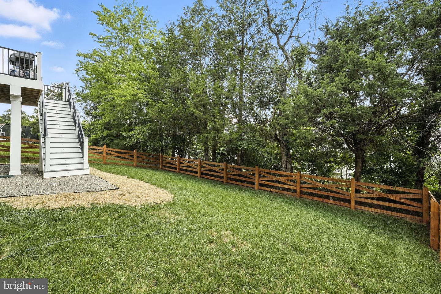 24008 LITTLELEAF CT, ALDIE, Virginia 20105, 5 Bedrooms Bedrooms, ,4 BathroomsBathrooms,Residential,For sale,24008 LITTLELEAF CT,VALO2102260 MLS # VALO2102260