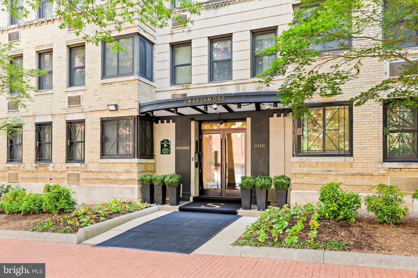 1010 25TH ST NW #503, WASHINGTON, District Of Columbia 20037, 1 Bedroom Bedrooms, ,1 BathroomBathrooms,Residential,For sale,1010 25TH ST NW #503,DCDC2210506 MLS # DCDC2210506