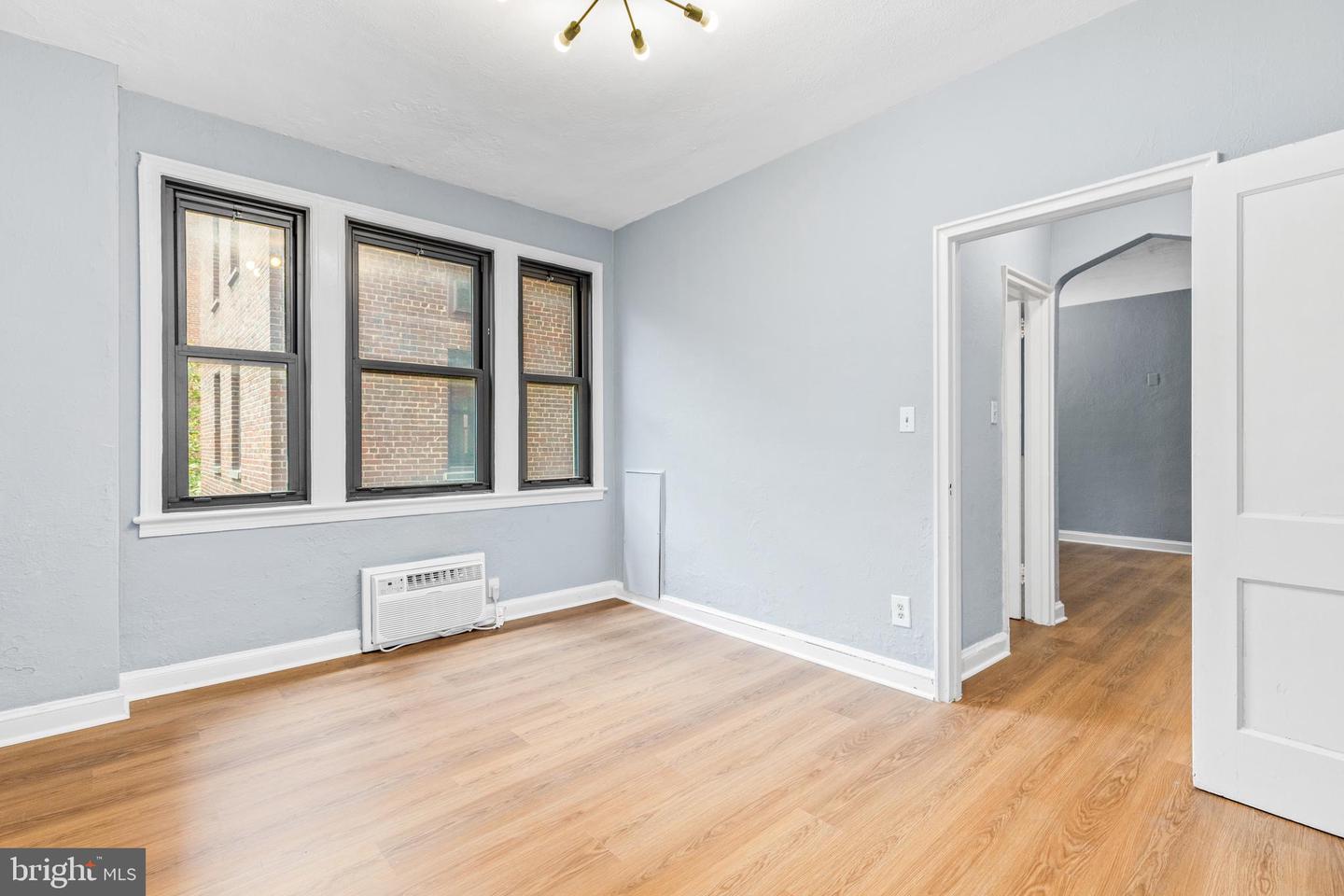 1010 25TH ST NW #503, WASHINGTON, District Of Columbia 20037, 1 Bedroom Bedrooms, ,1 BathroomBathrooms,Residential,For sale,1010 25TH ST NW #503,DCDC2210506 MLS # DCDC2210506