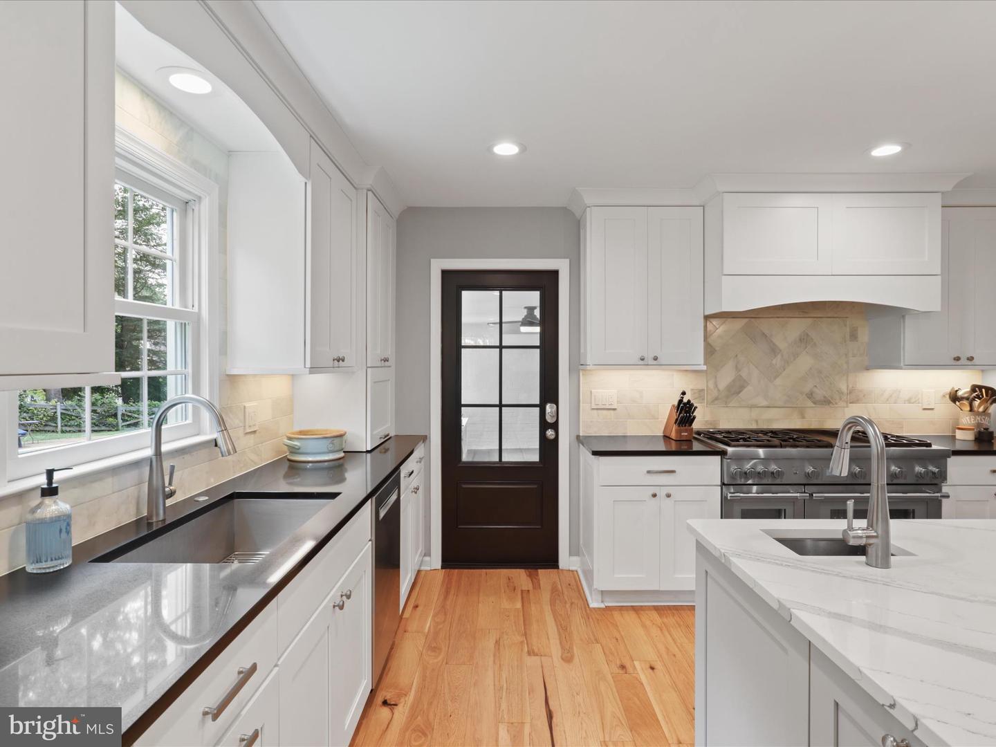 1224 CARPERS FARM WAY, VIENNA, Virginia 22182, 4 Bedrooms Bedrooms, ,4 BathroomsBathrooms,Residential,For sale,1224 CARPERS FARM WAY,VAFX2255682 MLS # VAFX2255682