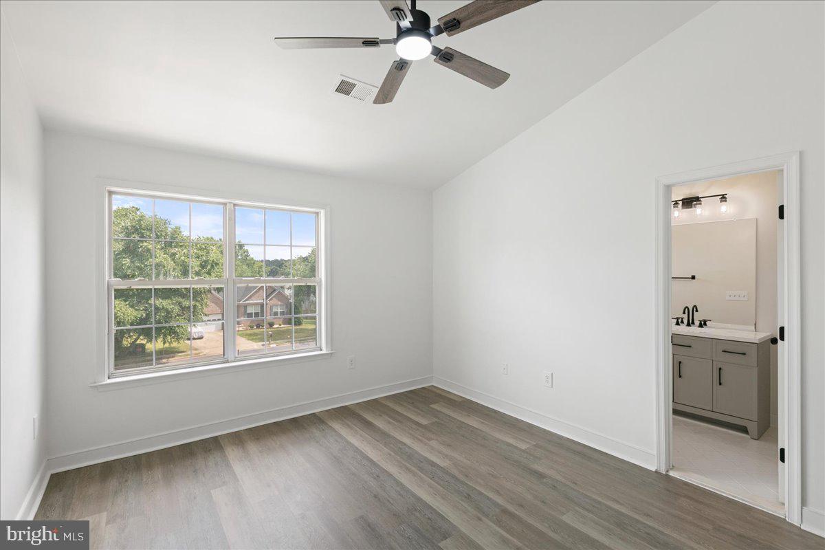 13033 TAXI DR, WOODBRIDGE, Virginia 22193, 3 Bedrooms Bedrooms, ,3 BathroomsBathrooms,Residential,For sale,13033 TAXI DR,VAPW2099318 MLS # VAPW2099318