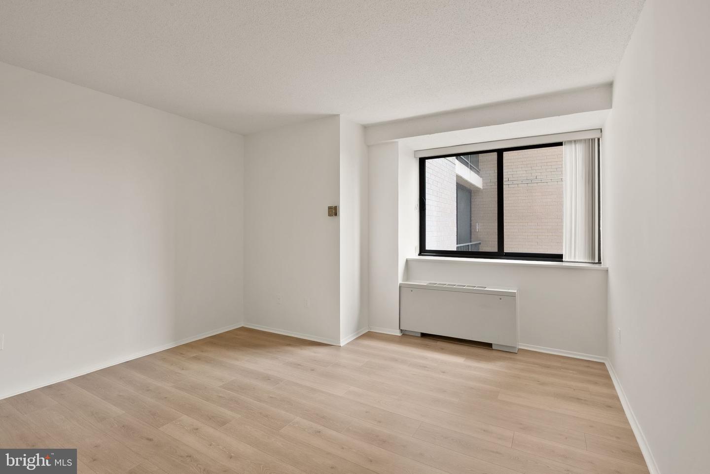 4141 N HENDERSON RD #518, ARLINGTON, Virginia 22203, 2 Bedrooms Bedrooms, ,2 BathroomsBathrooms,Residential,For sale,4141 N HENDERSON RD #518,VAAR2060874 MLS # VAAR2060874
