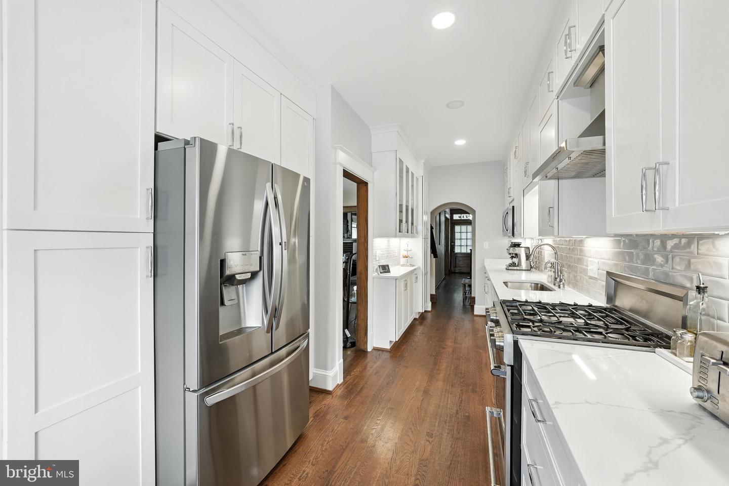 5718 3RD ST NW, WASHINGTON, District Of Columbia 20011, 4 Bedrooms Bedrooms, ,3 BathroomsBathrooms,Residential,For sale,5718 3RD ST NW,DCDC2210664 MLS # DCDC2210664
