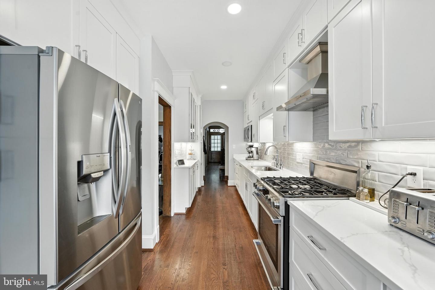 5718 3RD ST NW, WASHINGTON, District Of Columbia 20011, 4 Bedrooms Bedrooms, ,3 BathroomsBathrooms,Residential,For sale,5718 3RD ST NW,DCDC2210664 MLS # DCDC2210664