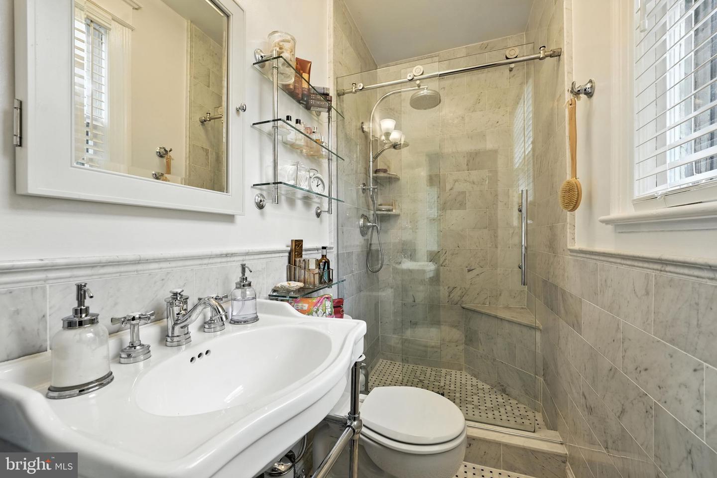 5718 3RD ST NW, WASHINGTON, District Of Columbia 20011, 4 Bedrooms Bedrooms, ,3 BathroomsBathrooms,Residential,For sale,5718 3RD ST NW,DCDC2210664 MLS # DCDC2210664