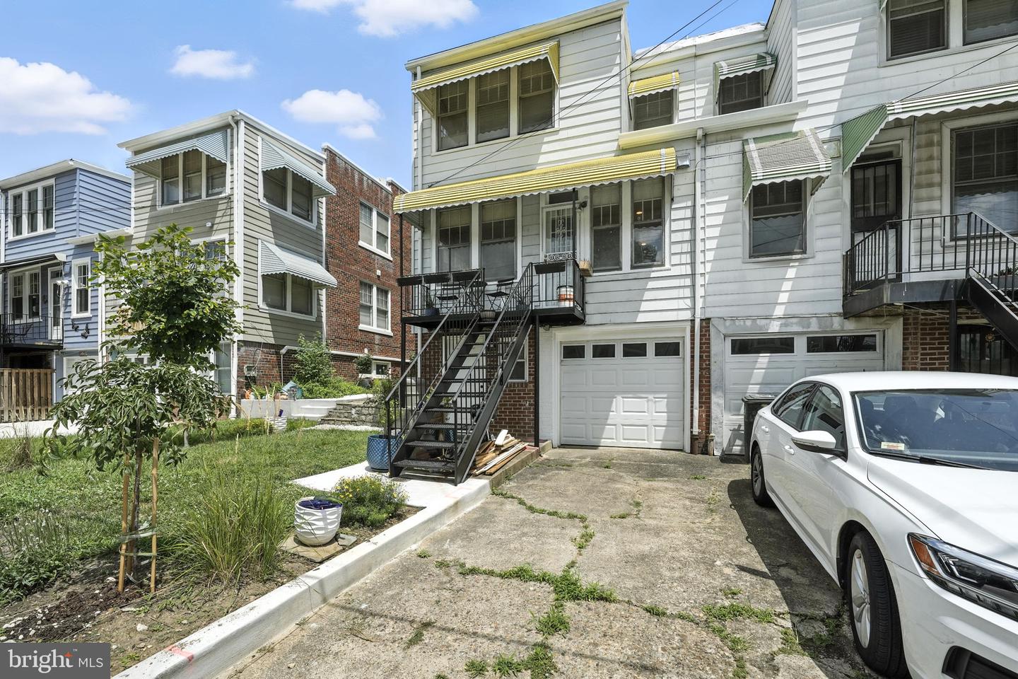 5718 3RD ST NW, WASHINGTON, District Of Columbia 20011, 4 Bedrooms Bedrooms, ,3 BathroomsBathrooms,Residential,For sale,5718 3RD ST NW,DCDC2210664 MLS # DCDC2210664