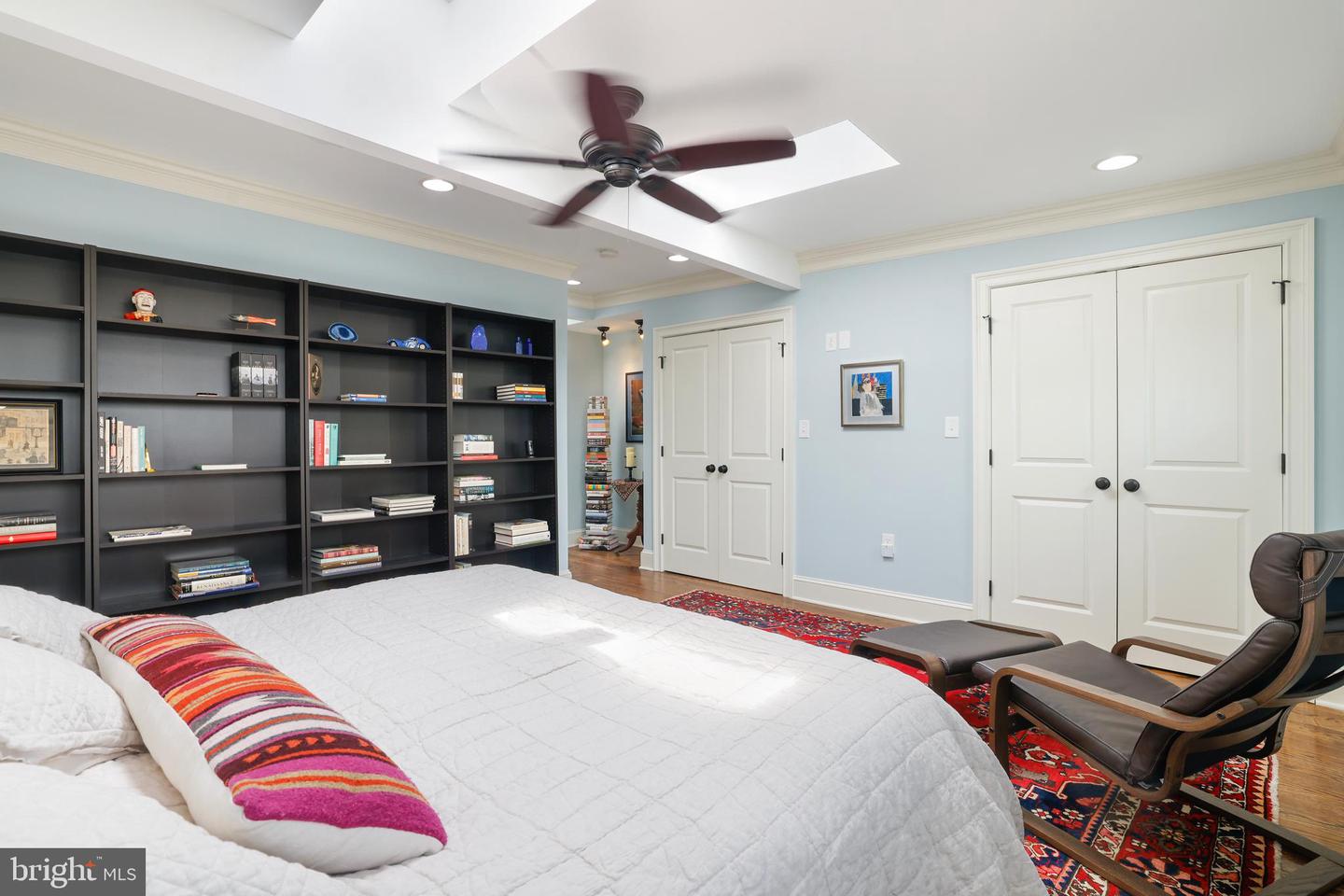 1732 BAY ST SE #1, WASHINGTON, District Of Columbia 20003, 2 Bedrooms Bedrooms, 5 Rooms Rooms,2 BathroomsBathrooms,Residential,For sale,1732 BAY ST SE #1,DCDC2210698 MLS # DCDC2210698