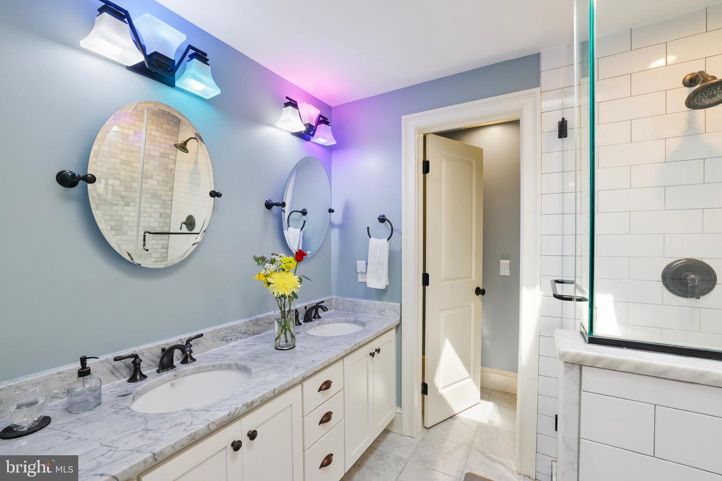 1732 BAY ST SE #1, WASHINGTON, District Of Columbia 20003, 2 Bedrooms Bedrooms, 5 Rooms Rooms,2 BathroomsBathrooms,Residential,For sale,1732 BAY ST SE #1,DCDC2210698 MLS # DCDC2210698