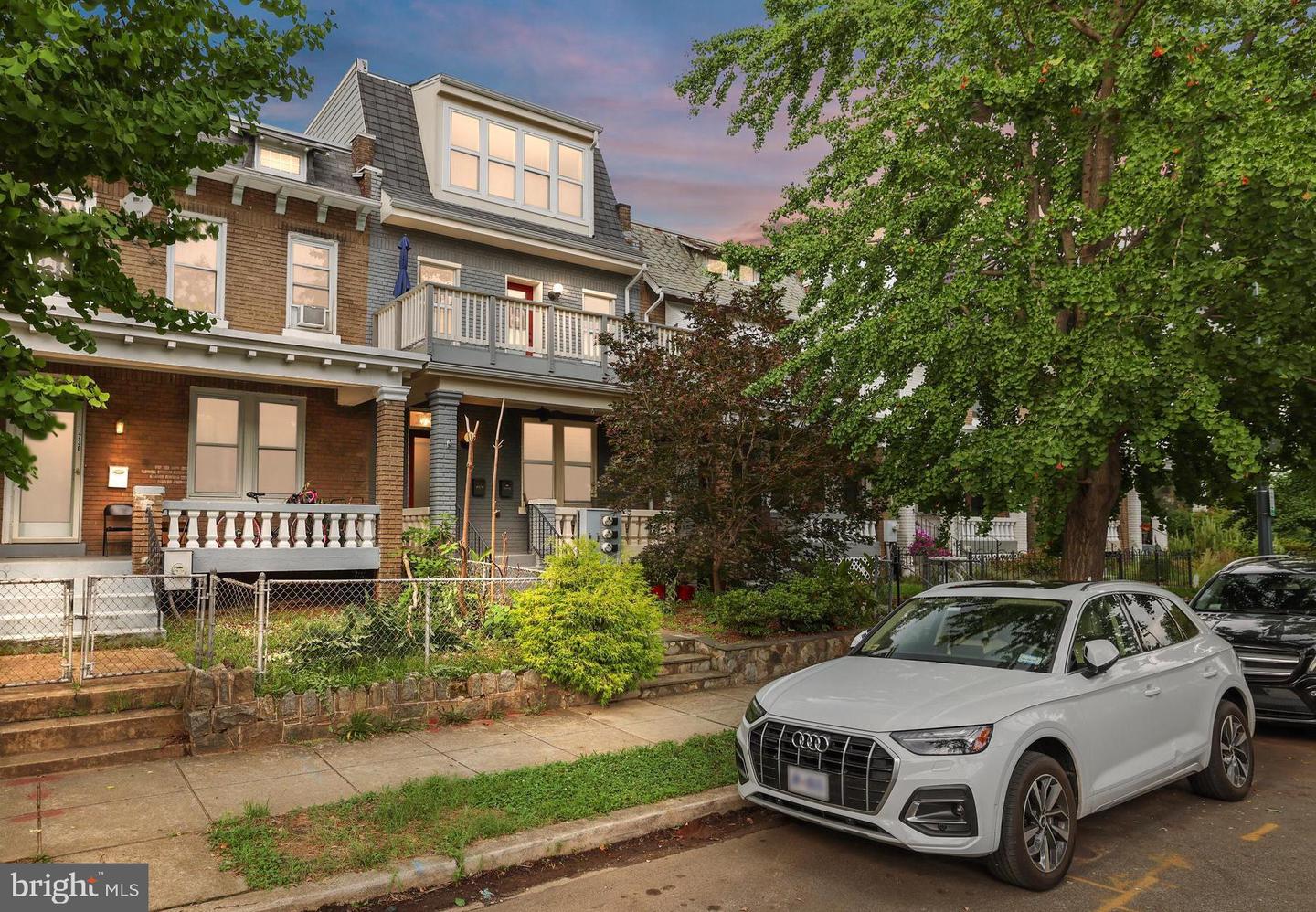 1732 BAY ST SE #1, WASHINGTON, District Of Columbia 20003, 2 Bedrooms Bedrooms, 5 Rooms Rooms,2 BathroomsBathrooms,Residential,For sale,1732 BAY ST SE #1,DCDC2210698 MLS # DCDC2210698