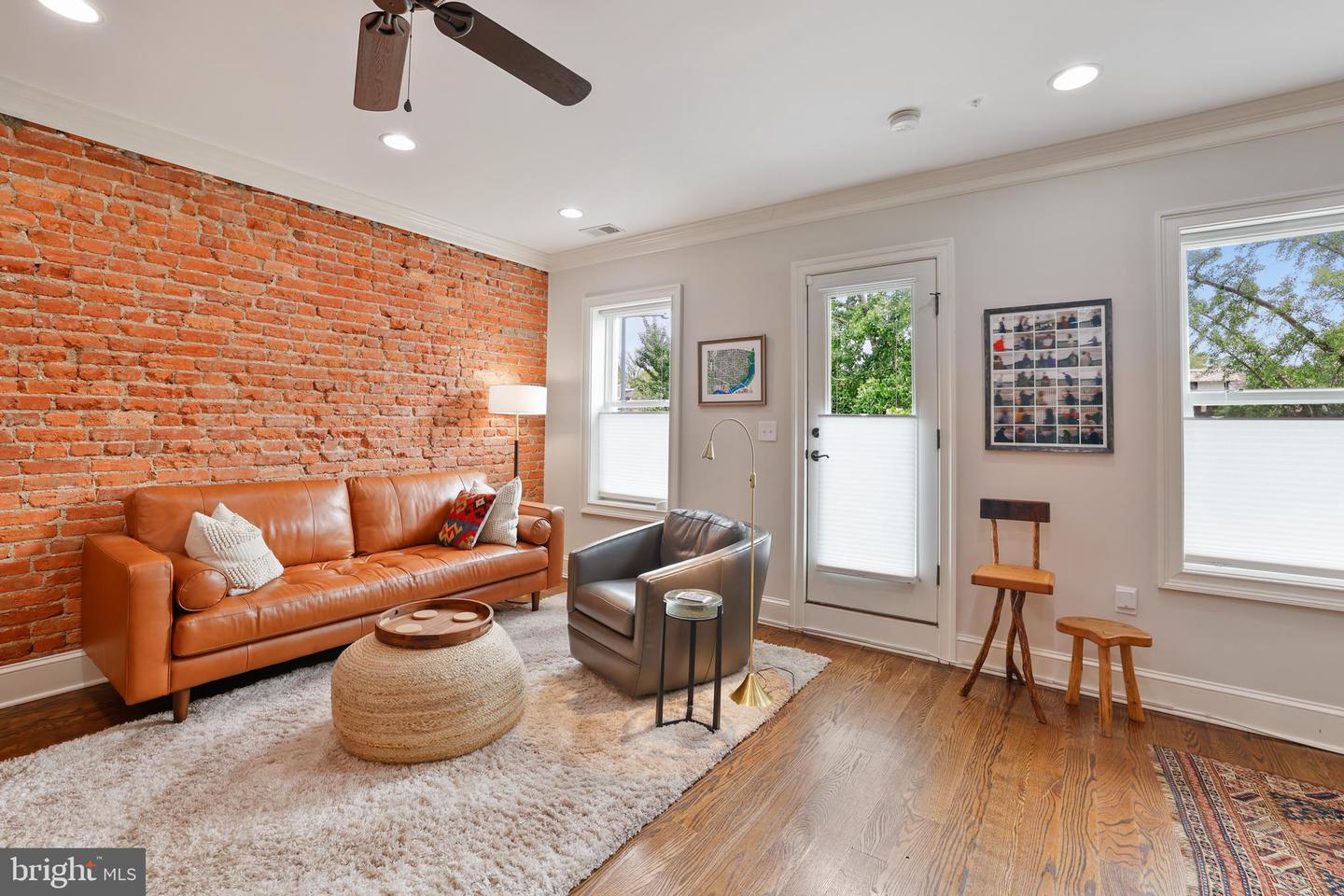 1732 BAY ST SE #1, WASHINGTON, District Of Columbia 20003, 2 Bedrooms Bedrooms, 5 Rooms Rooms,2 BathroomsBathrooms,Residential,For sale,1732 BAY ST SE #1,DCDC2210698 MLS # DCDC2210698