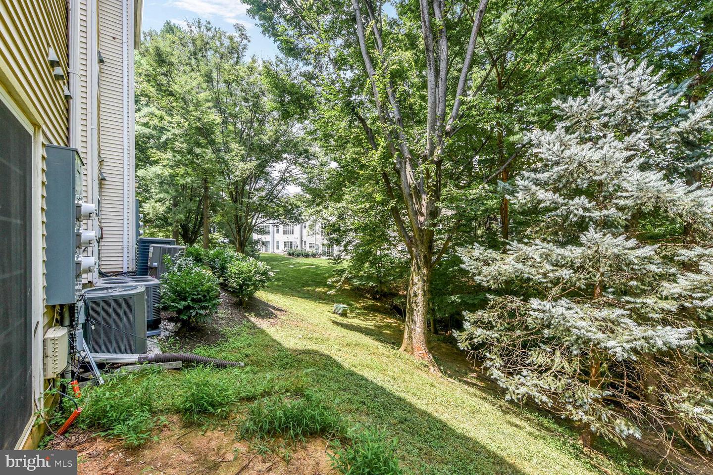 3804 GREEN RIDGE CT #101, FAIRFAX, Virginia 22033, 2 Bedrooms Bedrooms, ,2 BathroomsBathrooms,Residential,For sale,3804 GREEN RIDGE CT #101,VAFX2255910 MLS # VAFX2255910