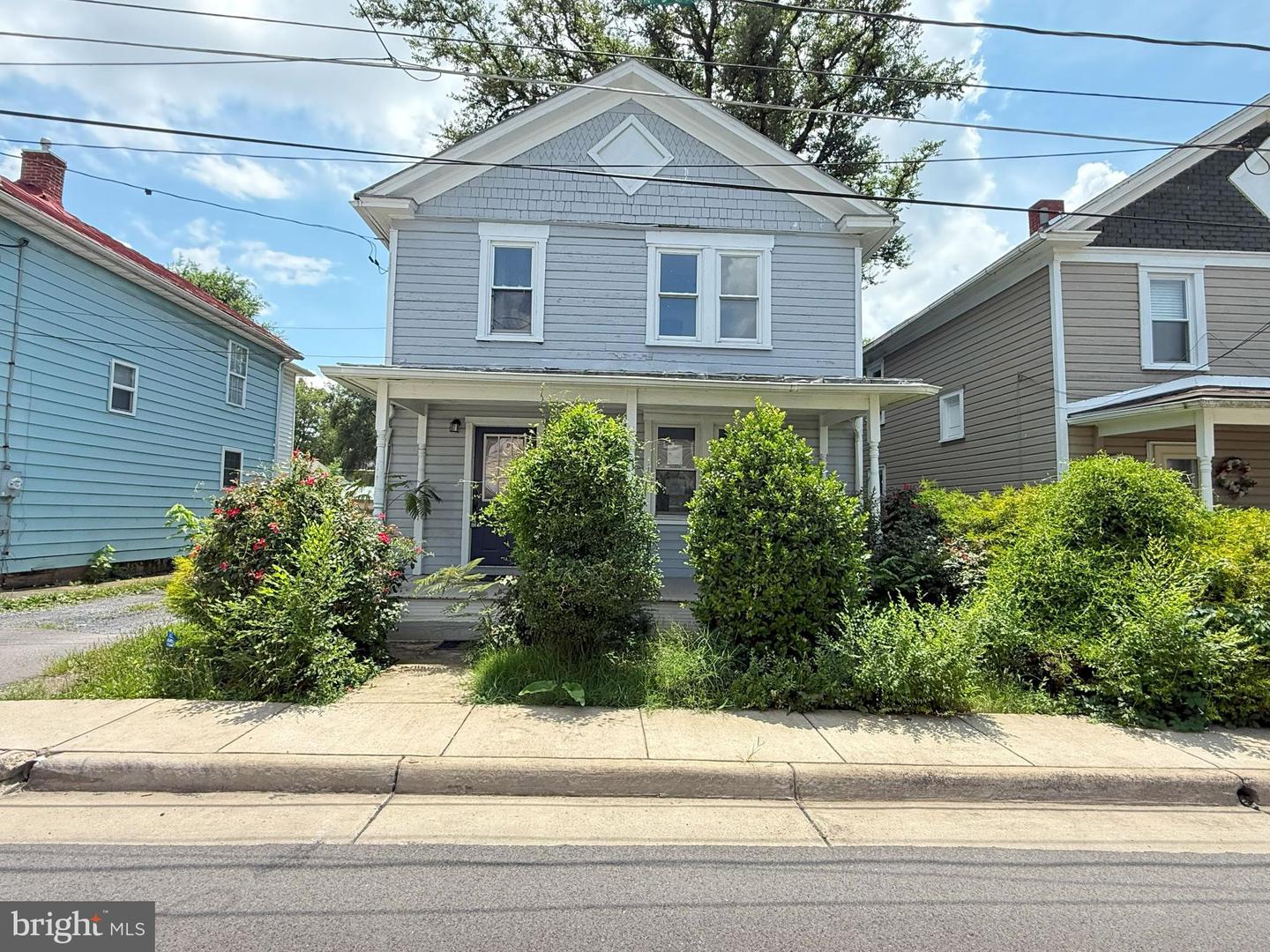 369 CHARLES ST, WINCHESTER, Virginia 22601, 3 Bedrooms Bedrooms, 8 Rooms Rooms,2 BathroomsBathrooms,Residential,For sale,369 CHARLES ST,VAWI2008716 MLS # VAWI2008716