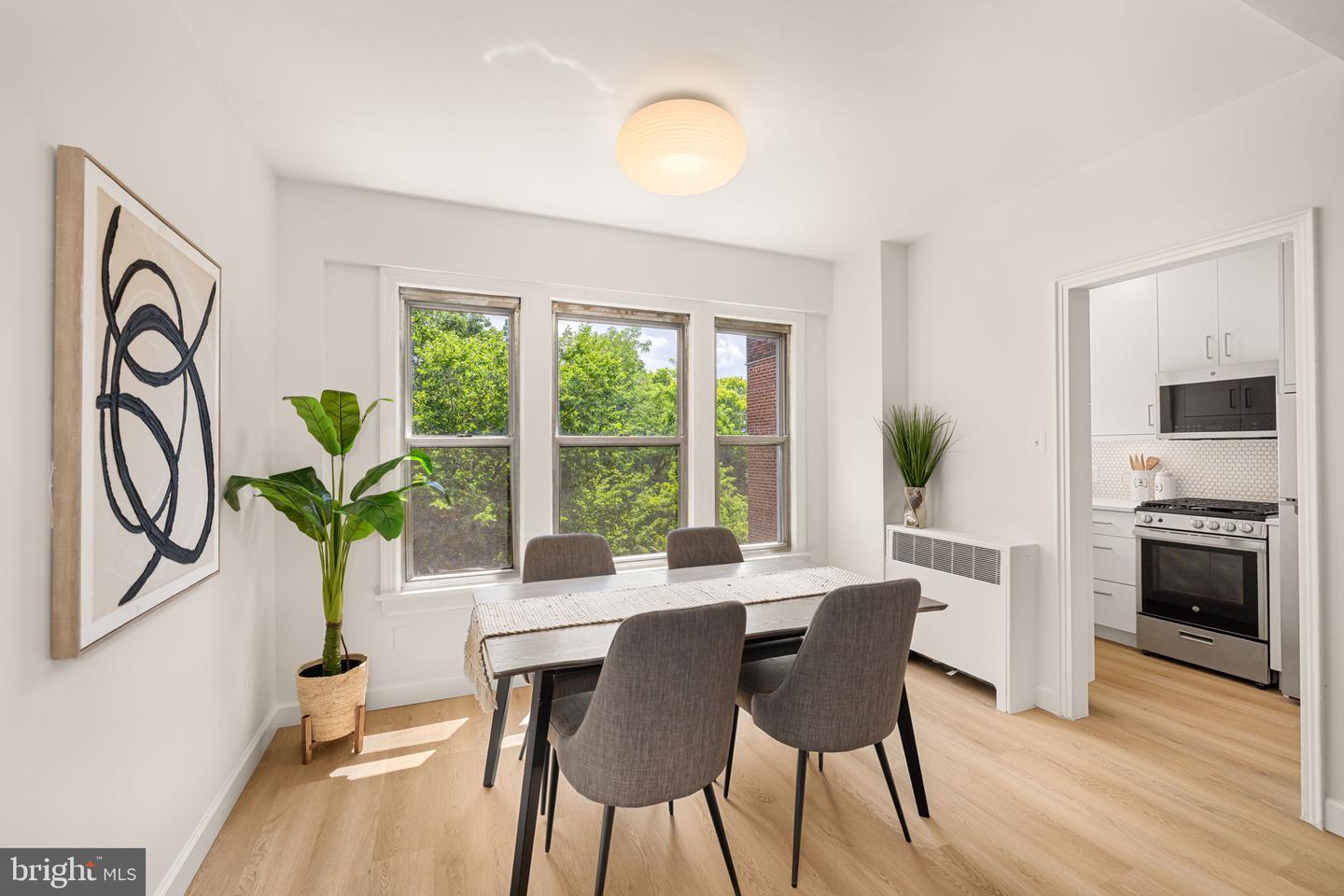 2500 Q ST NW #410, WASHINGTON, District Of Columbia 20007, ,1 BathroomBathrooms,Residential,For sale,2500 Q ST NW #410,DCDC2210816 MLS # DCDC2210816