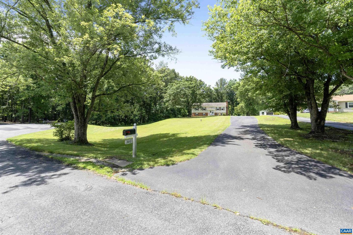 2612 LAWRENCE RD, CHARLOTTESVILLE, Virginia 22901, 4 Bedrooms Bedrooms, ,3 BathroomsBathrooms,Residential,For sale,2612 LAWRENCE RD,666839 MLS # 666839