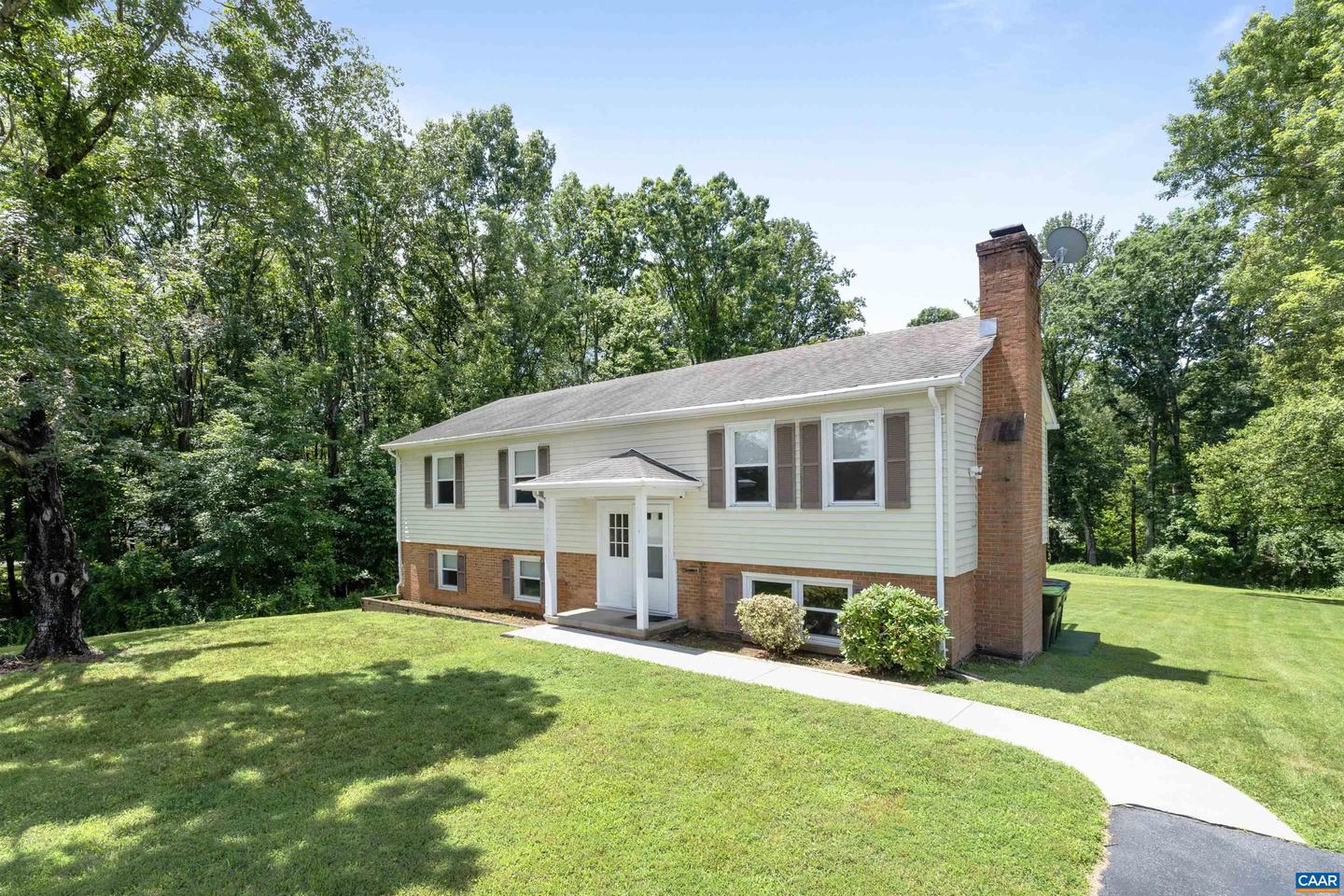 2612 LAWRENCE RD, CHARLOTTESVILLE, Virginia 22901, 4 Bedrooms Bedrooms, ,3 BathroomsBathrooms,Residential,For sale,2612 LAWRENCE RD,666839 MLS # 666839