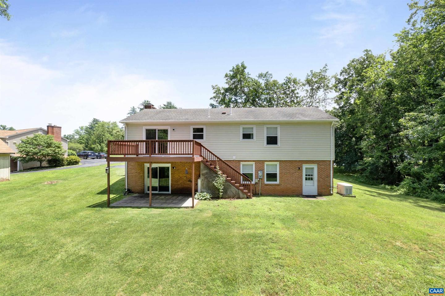 2612 LAWRENCE RD, CHARLOTTESVILLE, Virginia 22901, 4 Bedrooms Bedrooms, ,3 BathroomsBathrooms,Residential,For sale,2612 LAWRENCE RD,666839 MLS # 666839