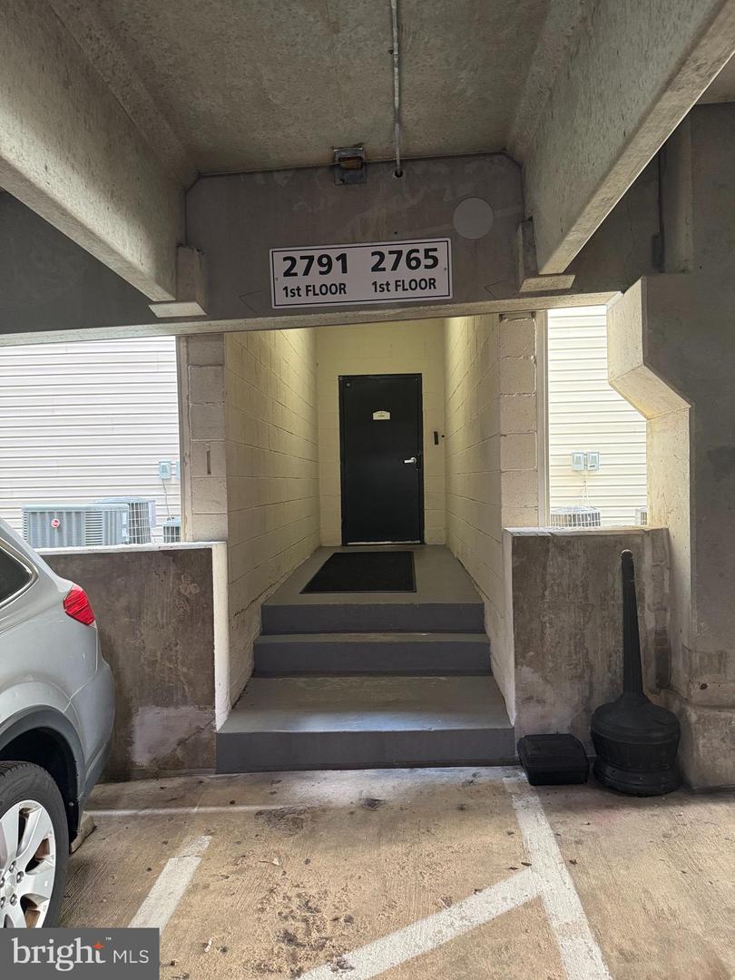 2791 CENTERBORO DR #186, VIENNA, Virginia 22181, 2 Bedrooms Bedrooms, ,2 BathroomsBathrooms,Residential,For sale,2791 CENTERBORO DR #186,VAFX2256028 MLS # VAFX2256028