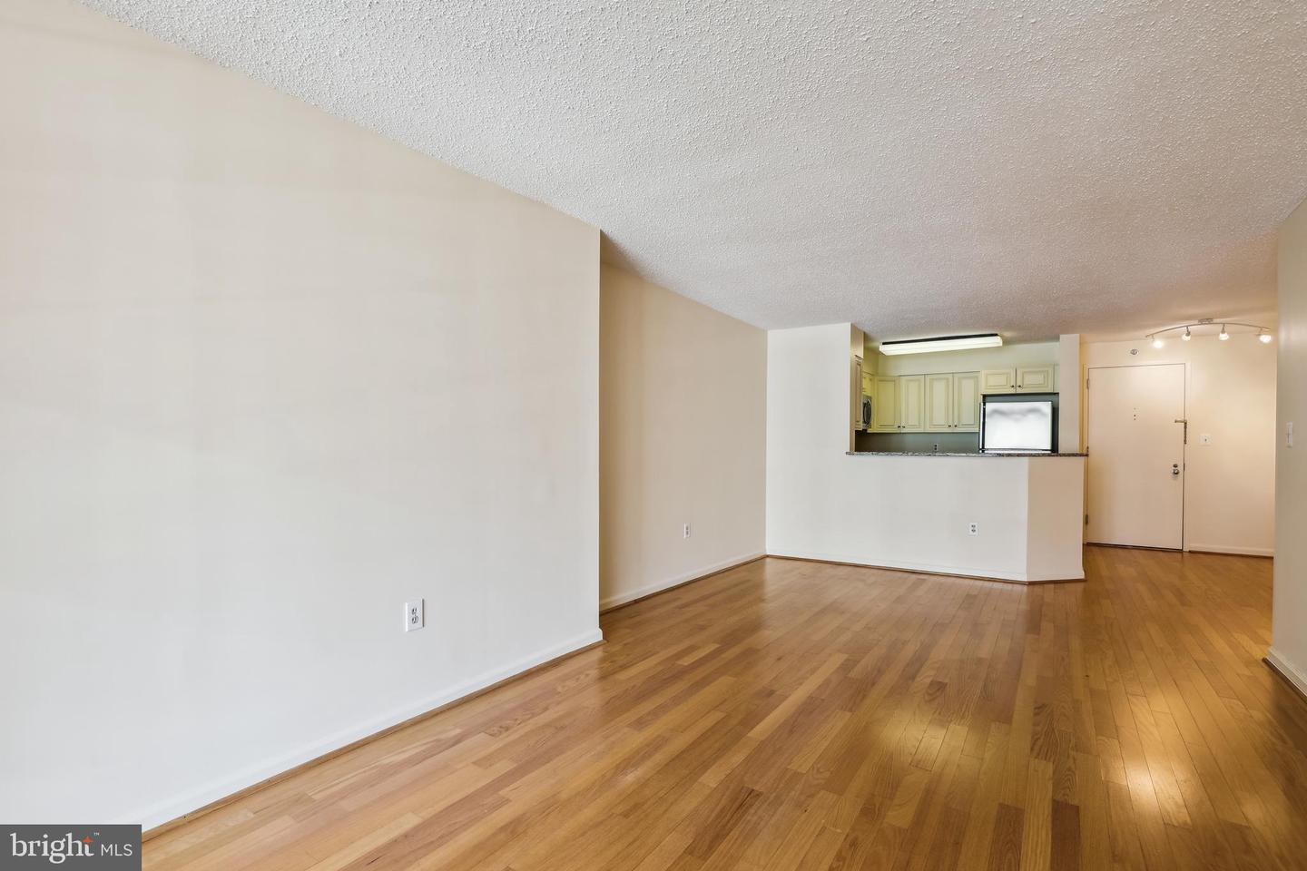 1230 23RD ST NW #607, WASHINGTON, District Of Columbia 20037, 1 Bedroom Bedrooms, ,1 BathroomBathrooms,Residential,For sale,1230 23RD ST NW #607,DCDC2210846 MLS # DCDC2210846