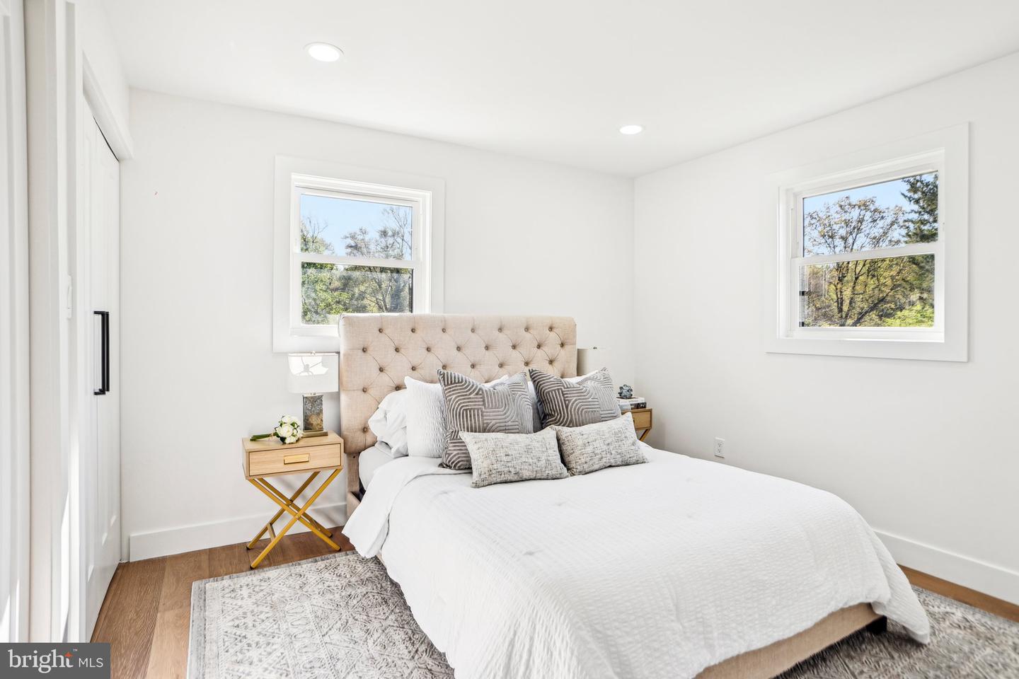 5302 OLD MILL RD, ALEXANDRIA, Virginia 22309, 4 Bedrooms Bedrooms, ,3 BathroomsBathrooms,Residential,For sale,5302 OLD MILL RD,VAFX2256114 MLS # VAFX2256114