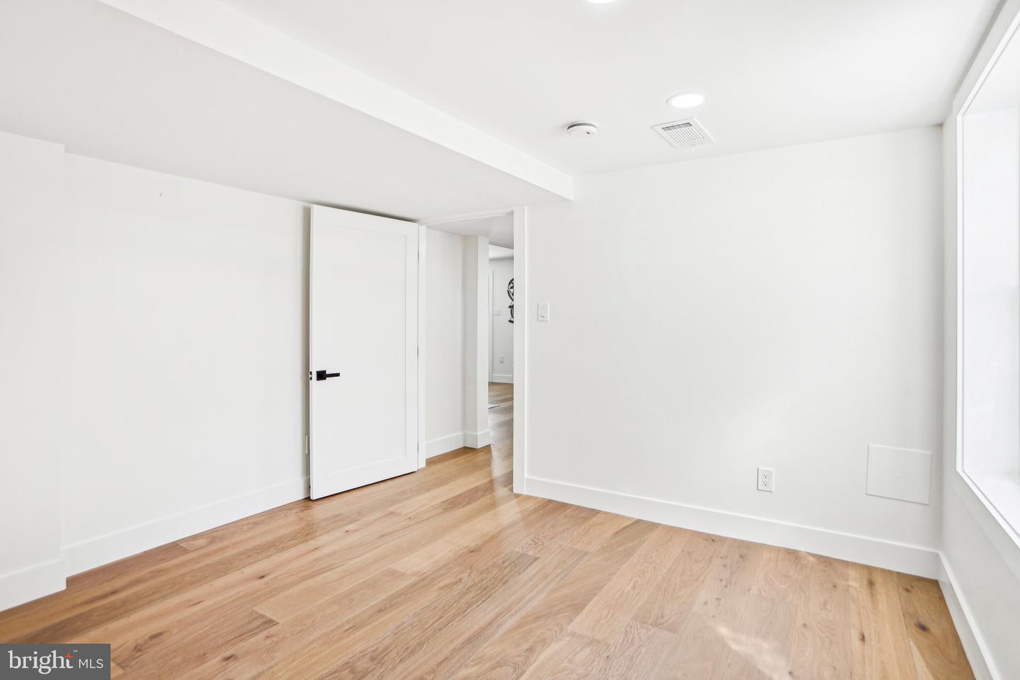 5302 OLD MILL RD, ALEXANDRIA, Virginia 22309, 4 Bedrooms Bedrooms, ,3 BathroomsBathrooms,Residential,For sale,5302 OLD MILL RD,VAFX2256114 MLS # VAFX2256114