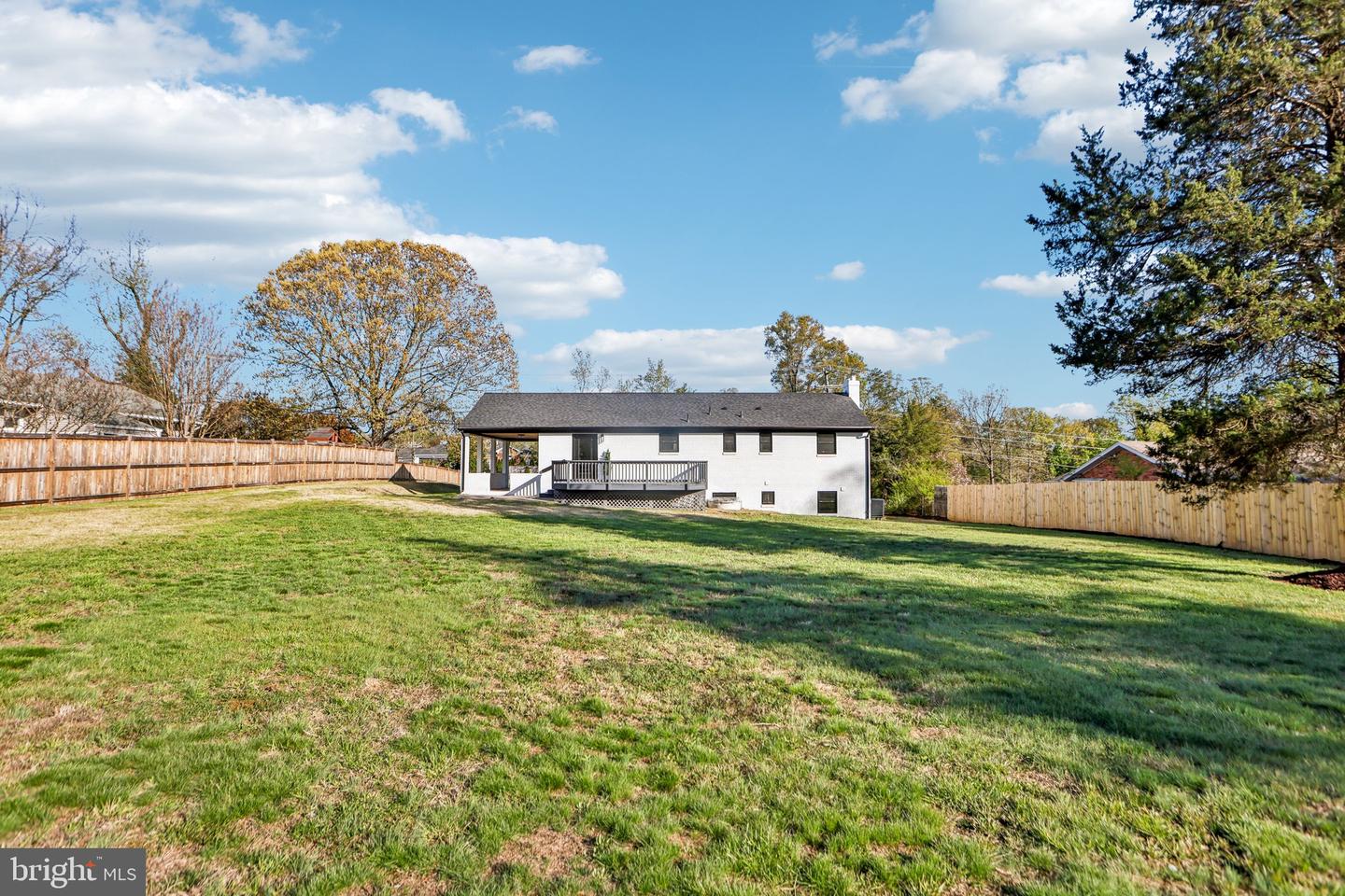5302 OLD MILL RD, ALEXANDRIA, Virginia 22309, 4 Bedrooms Bedrooms, ,3 BathroomsBathrooms,Residential,For sale,5302 OLD MILL RD,VAFX2256114 MLS # VAFX2256114