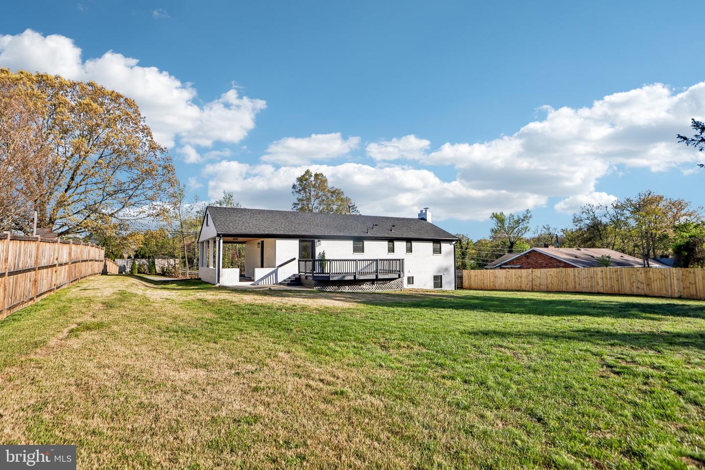 5302 OLD MILL RD, ALEXANDRIA, Virginia 22309, 4 Bedrooms Bedrooms, ,3 BathroomsBathrooms,Residential,For sale,5302 OLD MILL RD,VAFX2256114 MLS # VAFX2256114