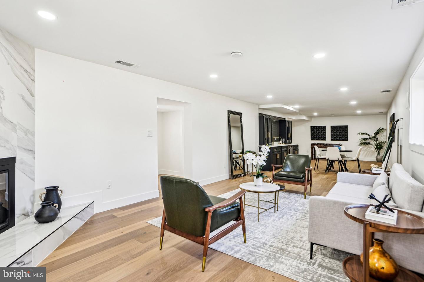 5302 OLD MILL RD, ALEXANDRIA, Virginia 22309, 4 Bedrooms Bedrooms, ,3 BathroomsBathrooms,Residential,For sale,5302 OLD MILL RD,VAFX2256114 MLS # VAFX2256114
