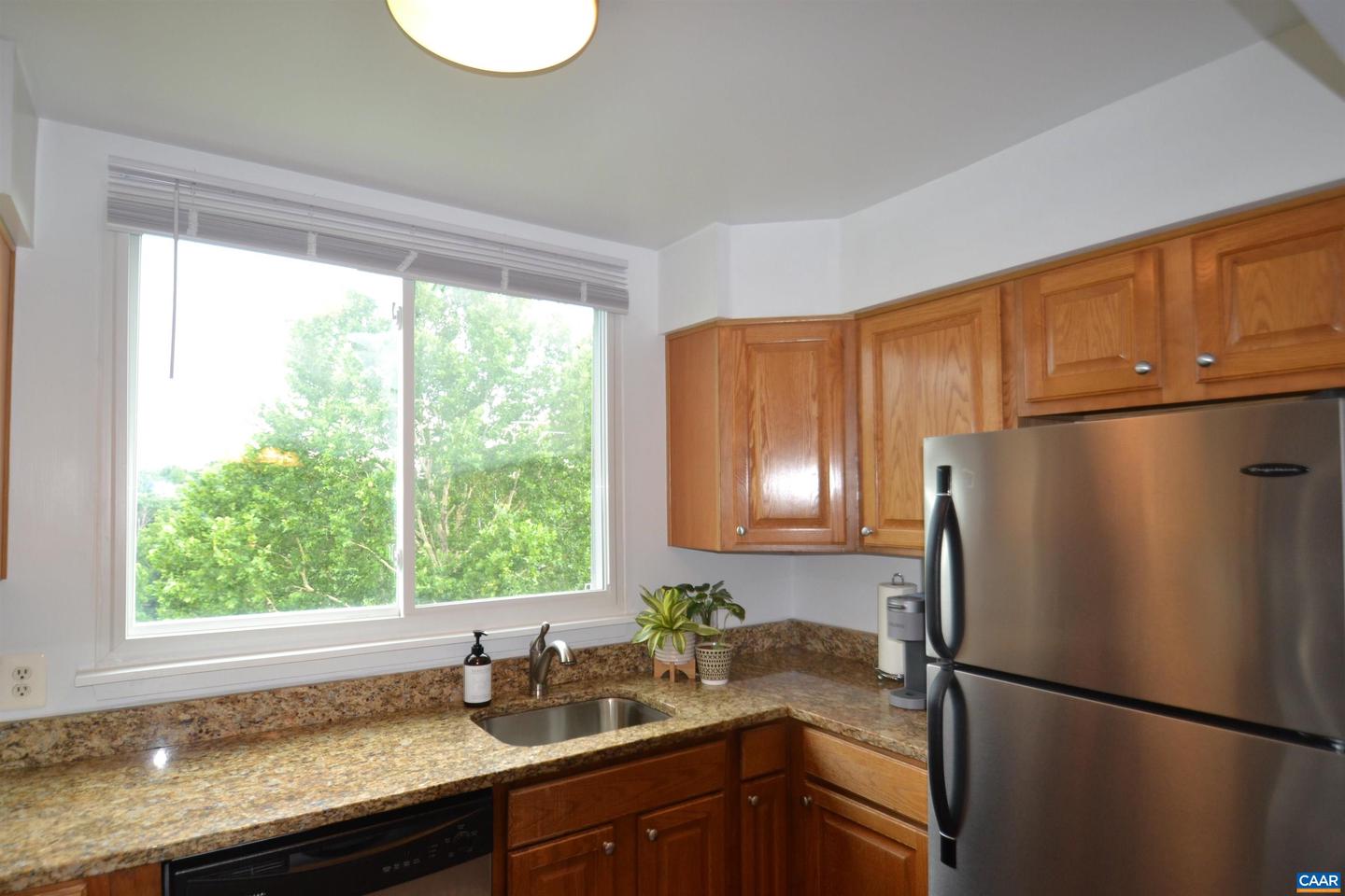 1606 MONTICELLO AVE #G, CHARLOTTESVILLE, Virginia 22902, 2 Bedrooms Bedrooms, ,2 BathroomsBathrooms,Residential,For sale,1606 MONTICELLO AVE #G,666859 MLS # 666859