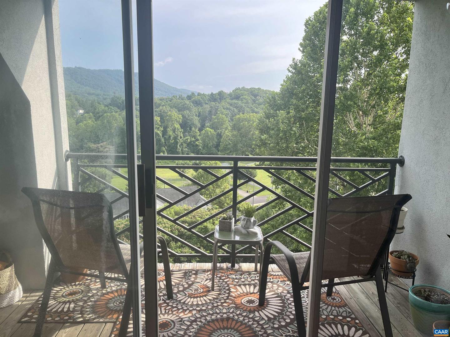 1606 MONTICELLO AVE #G, CHARLOTTESVILLE, Virginia 22902, 2 Bedrooms Bedrooms, ,2 BathroomsBathrooms,Residential,For sale,1606 MONTICELLO AVE #G,666859 MLS # 666859