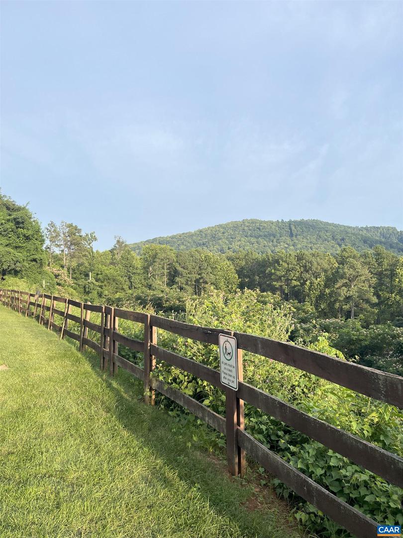 1606 MONTICELLO AVE #G, CHARLOTTESVILLE, Virginia 22902, 2 Bedrooms Bedrooms, ,2 BathroomsBathrooms,Residential,For sale,1606 MONTICELLO AVE #G,666859 MLS # 666859