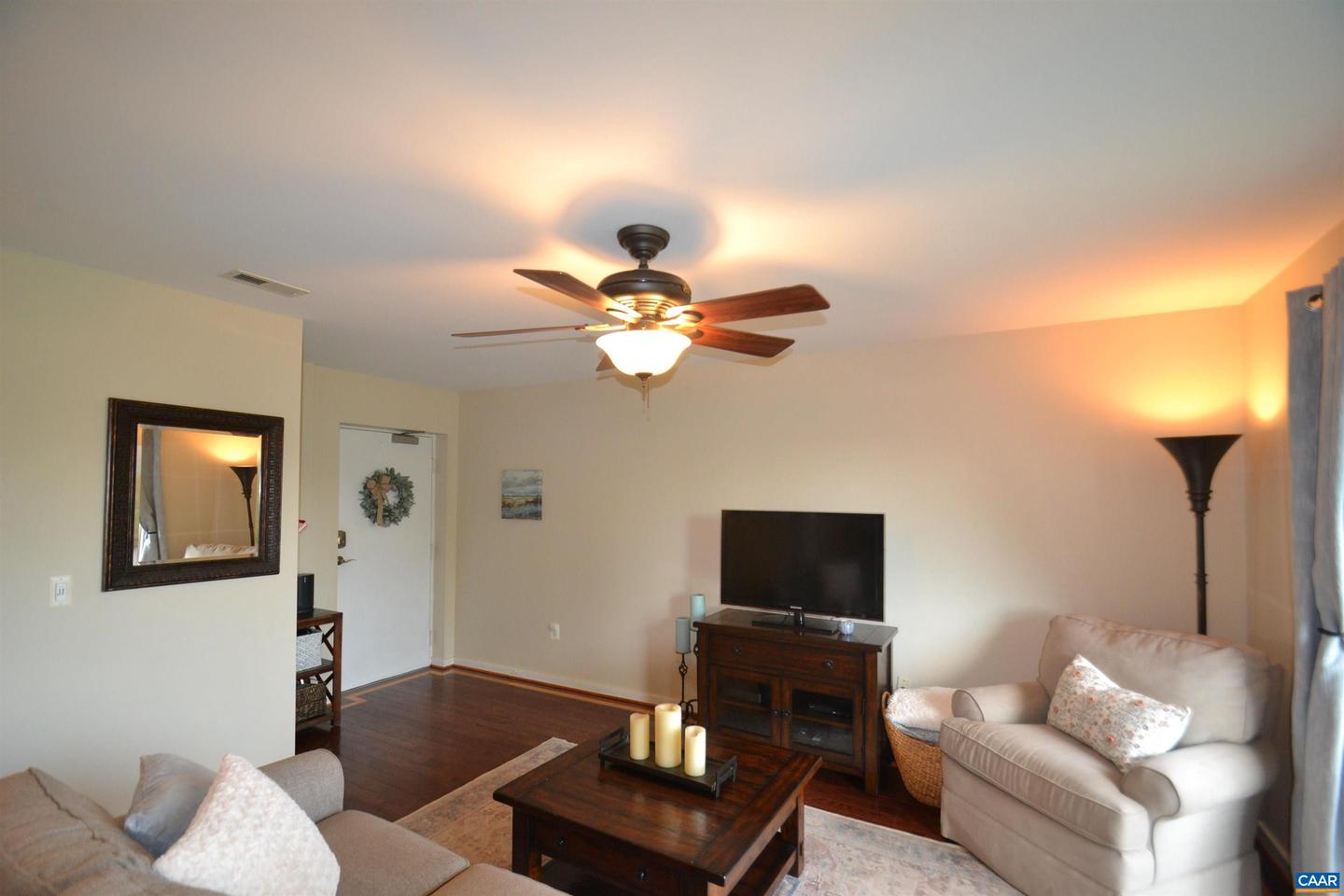 1606 MONTICELLO AVE #G, CHARLOTTESVILLE, Virginia 22902, 2 Bedrooms Bedrooms, ,2 BathroomsBathrooms,Residential,For sale,1606 MONTICELLO AVE #G,666859 MLS # 666859